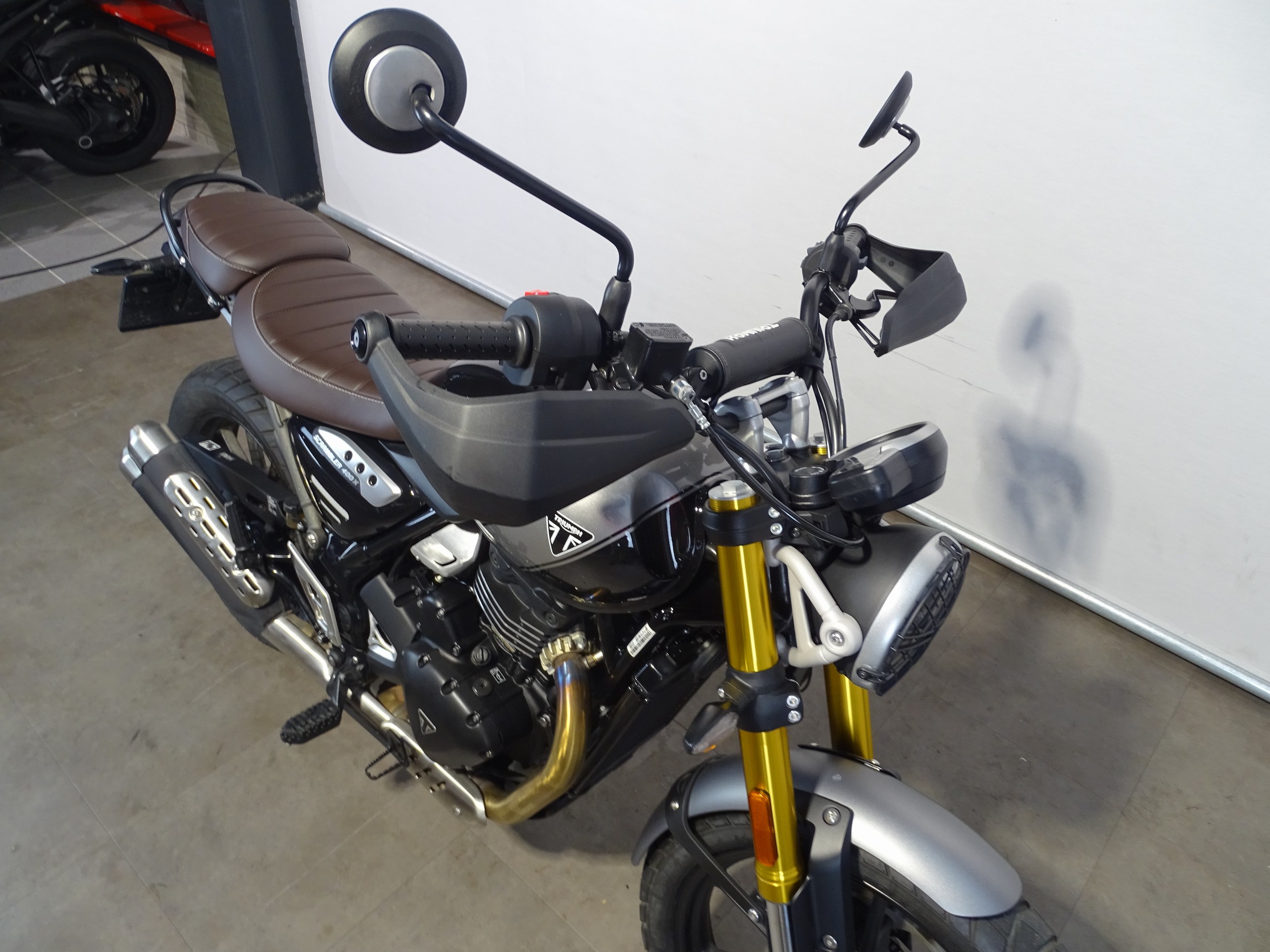 TRIUMPH SCRAMBLER 400 X