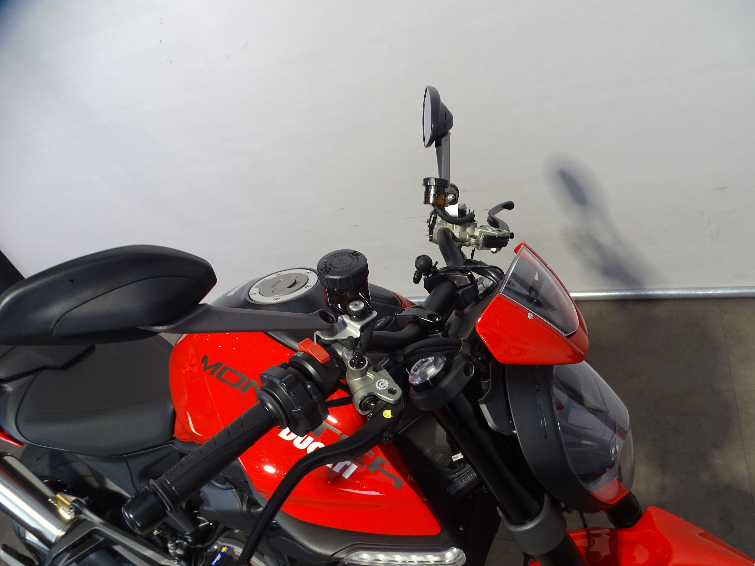 DUCATI MONSTER +