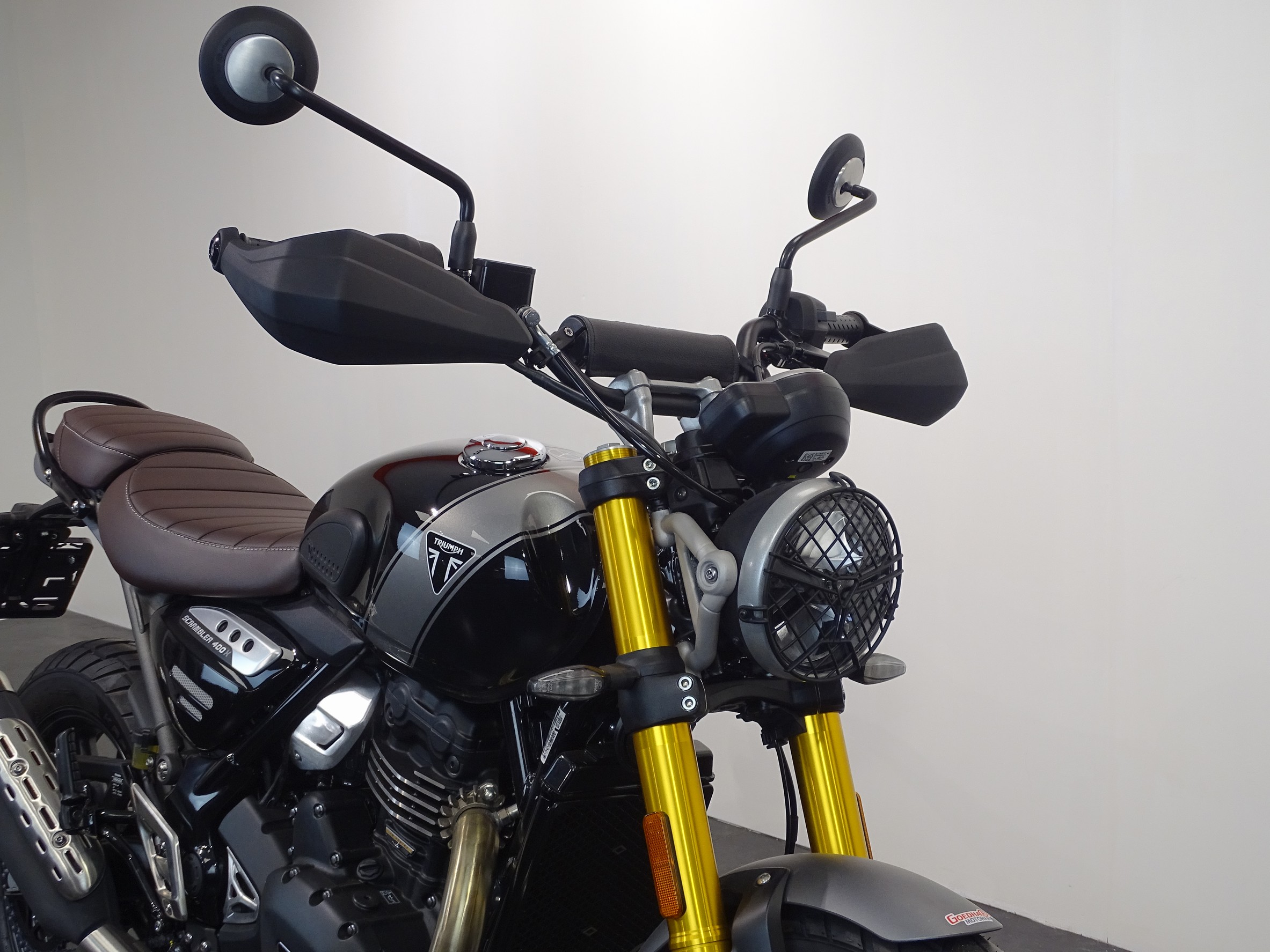 TRIUMPH SCRAMBLER 400 X