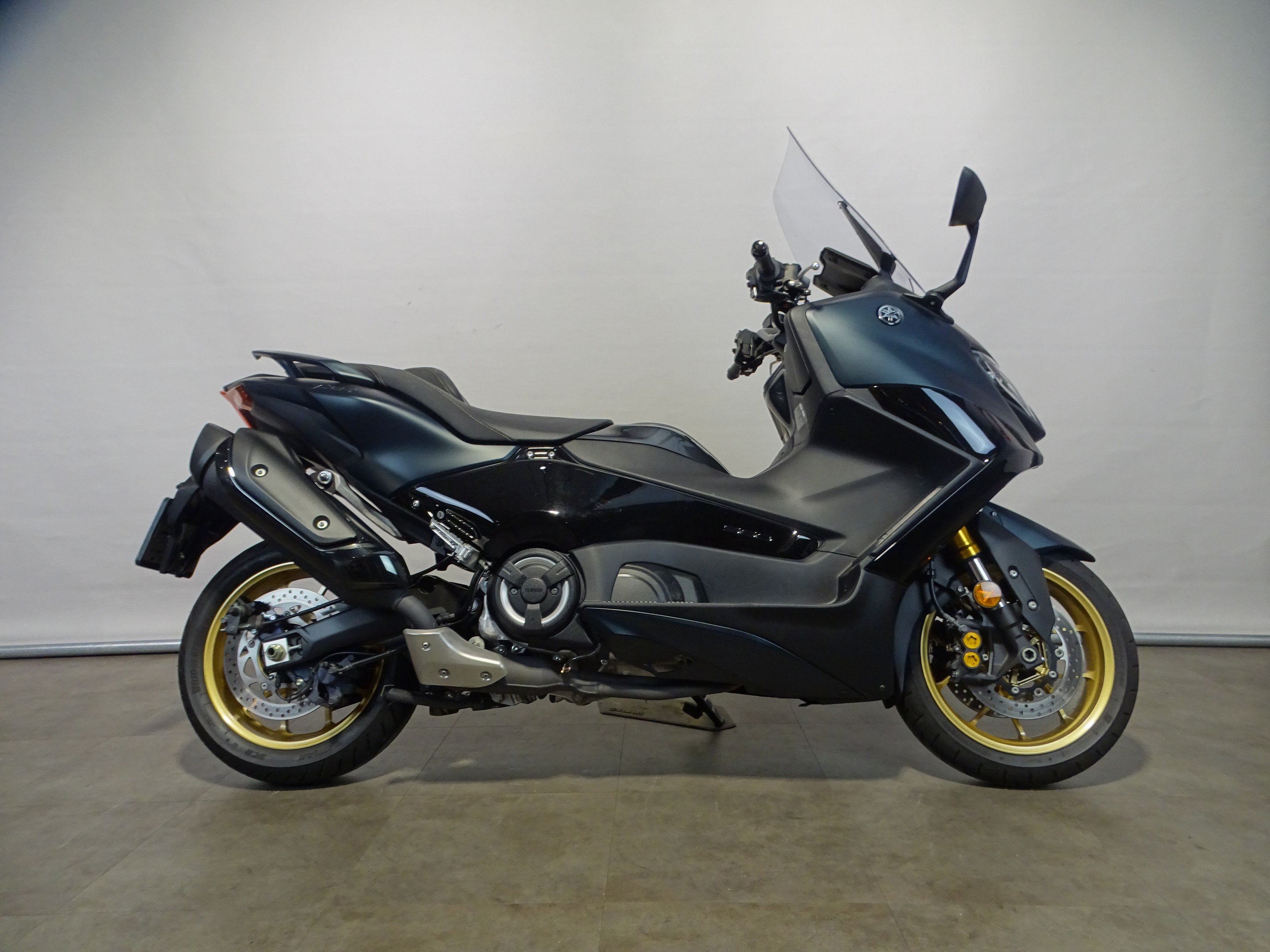 YAMAHA T-MAX TECH MAX
