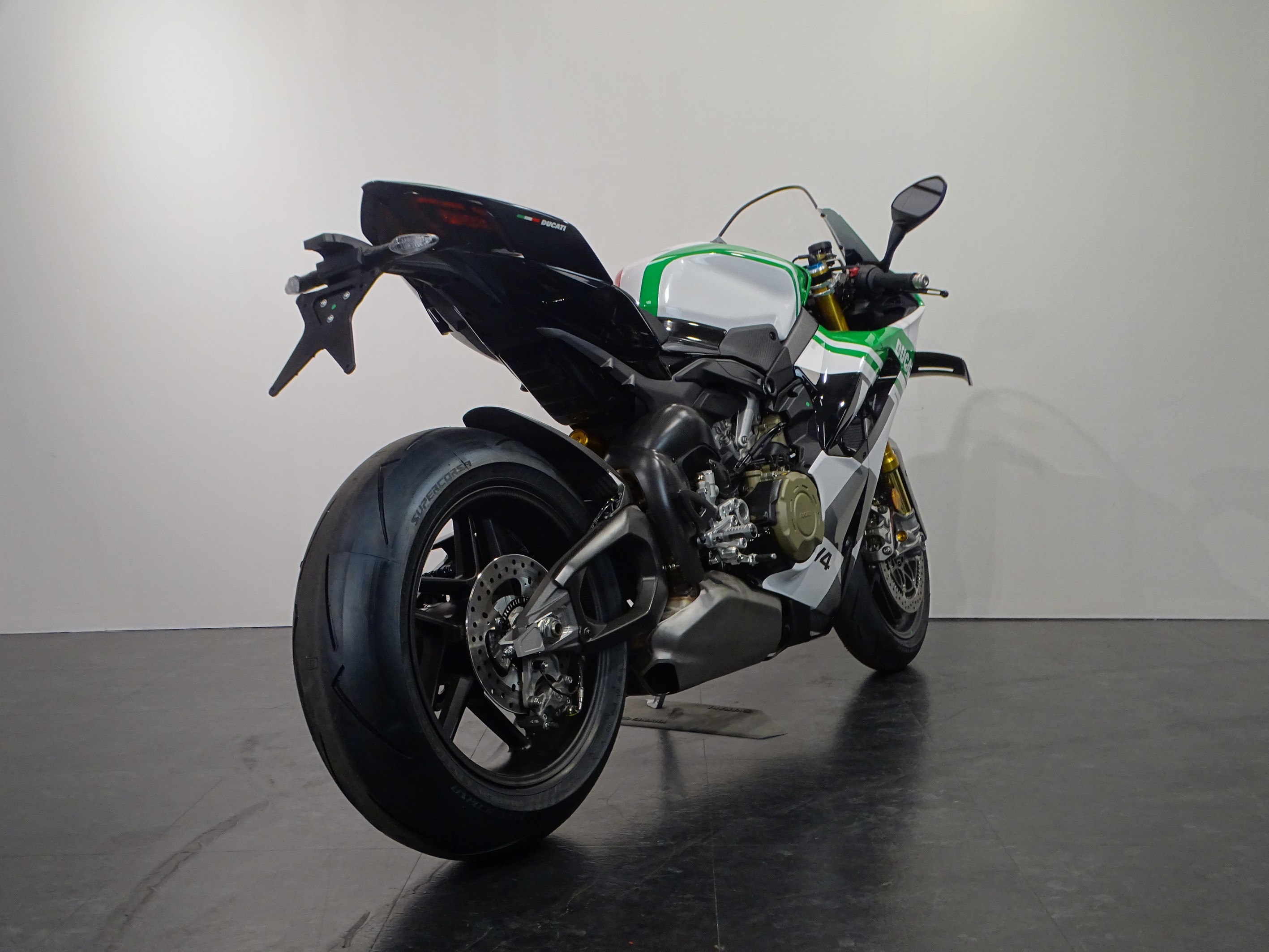 DUCATI PANIGALE V4 TRICOLORE