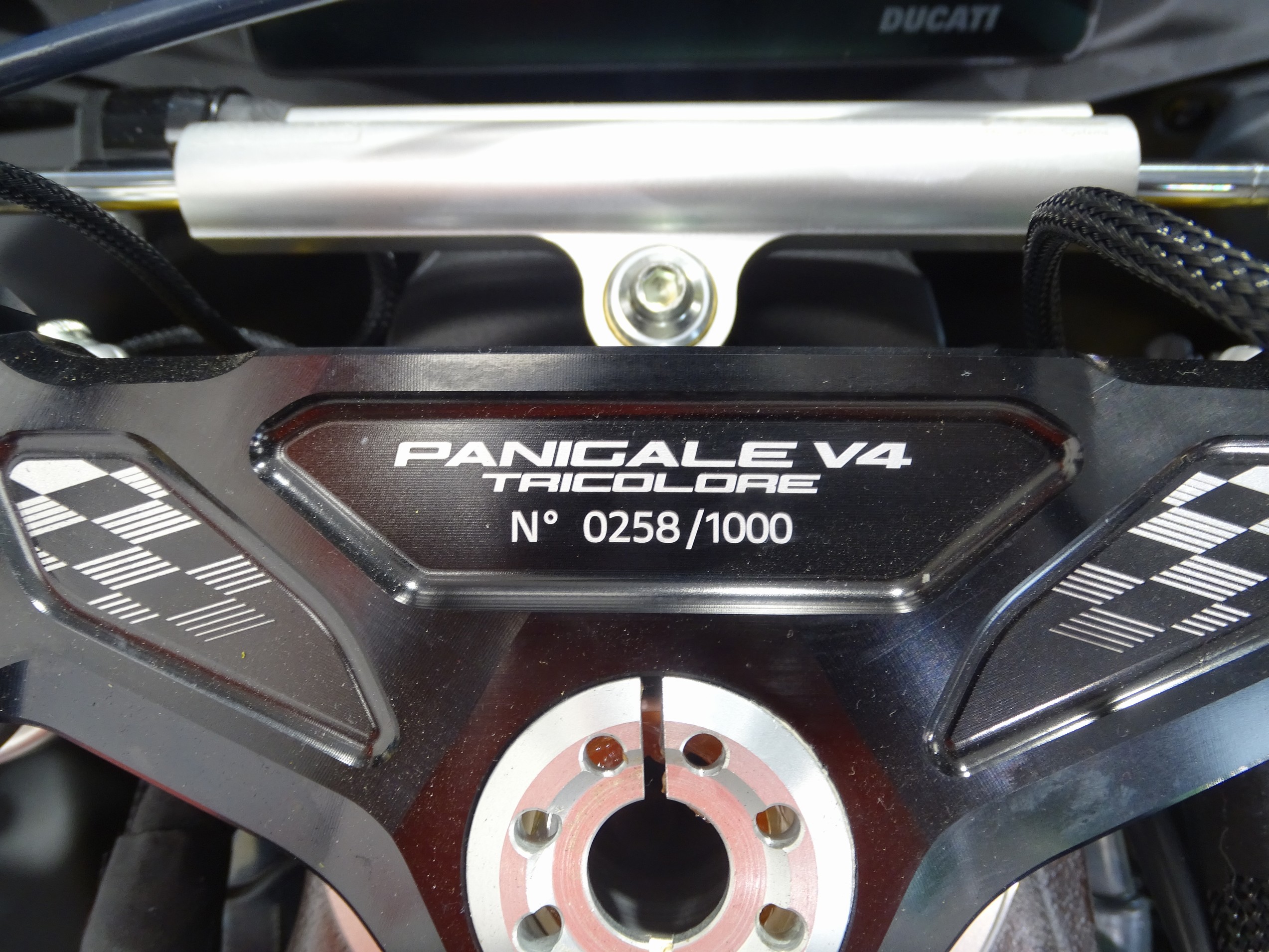 DUCATI PANIGALE V4 TRICOLORE