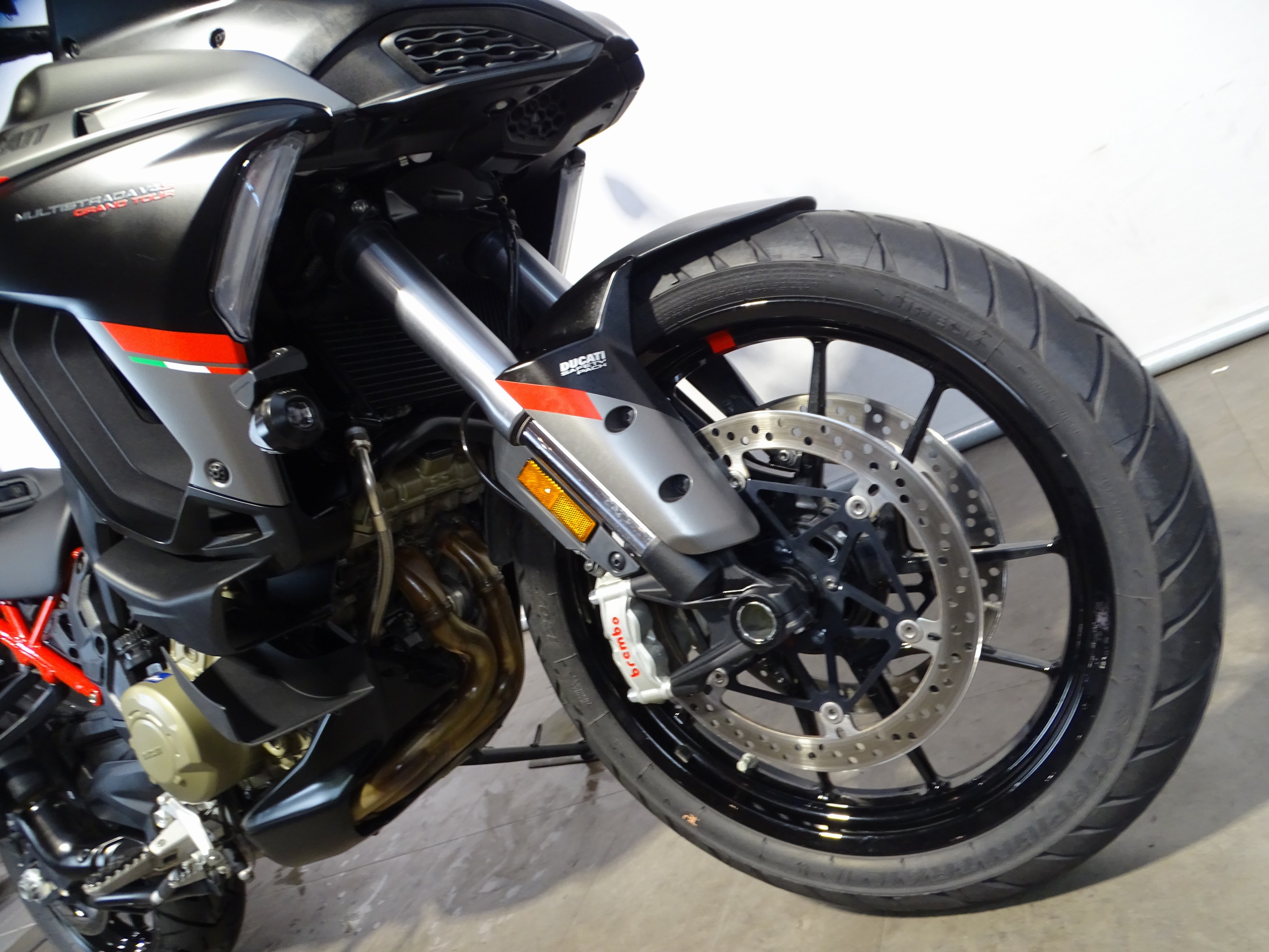 DUCATI - MULTISTRADA V4 S GRAND TOUR