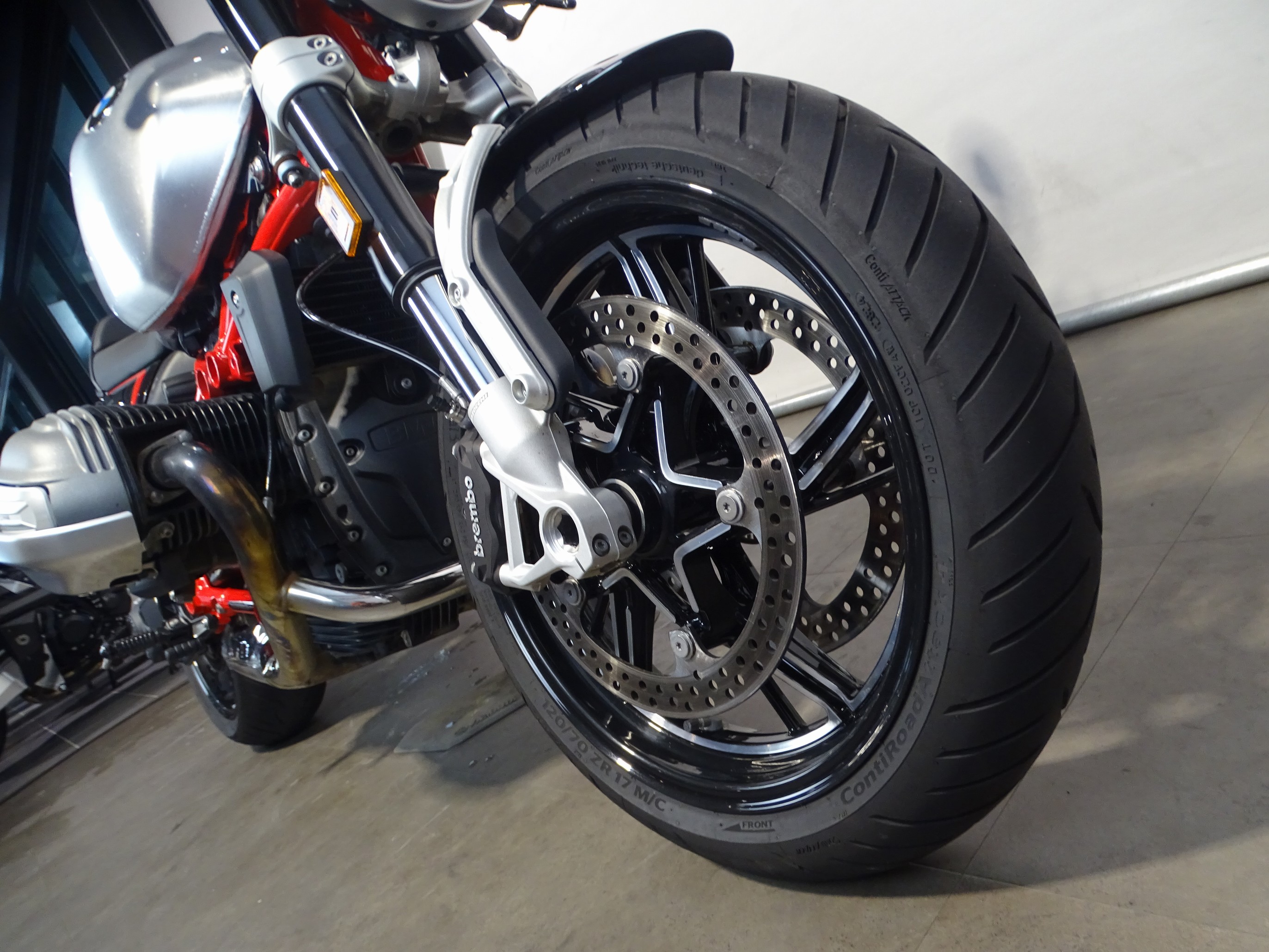 BMW R 12 NINE-T