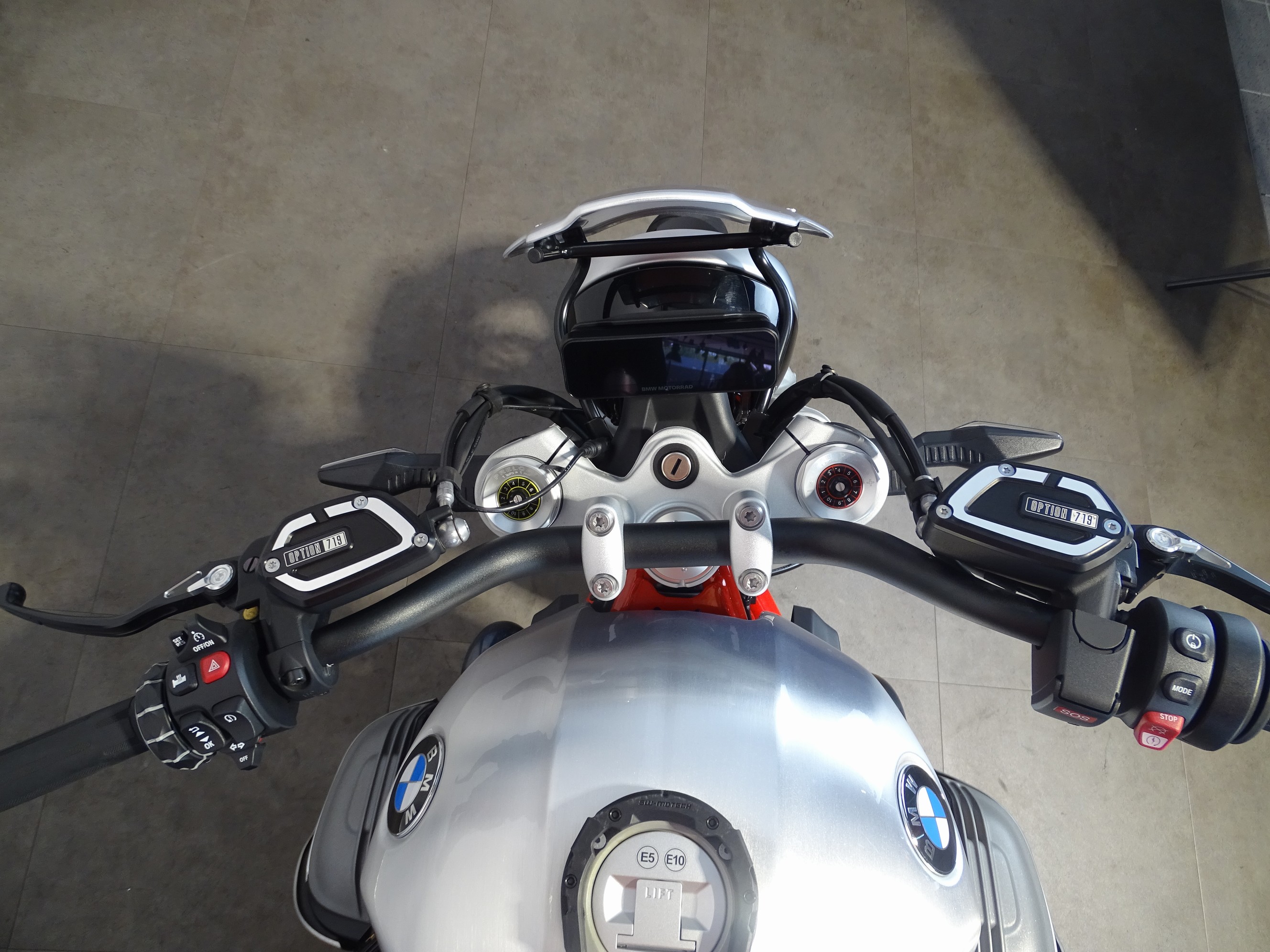 BMW R 12 NINE-T