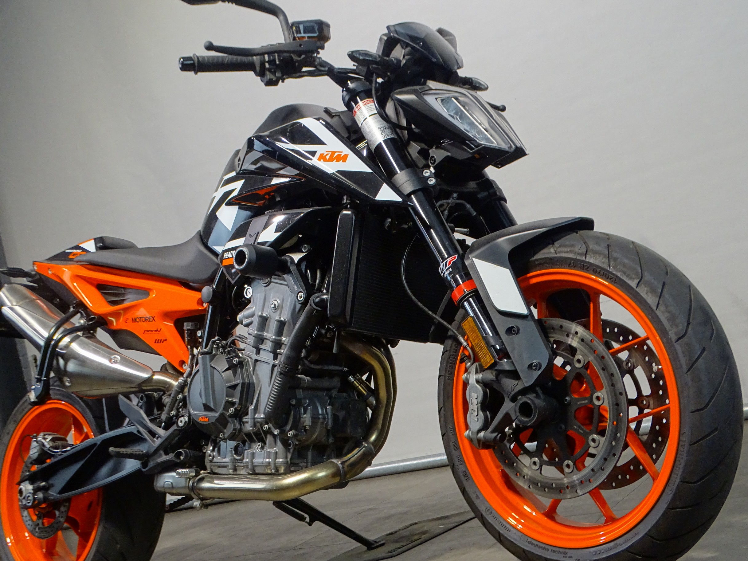 KTM 890 DUKE GP