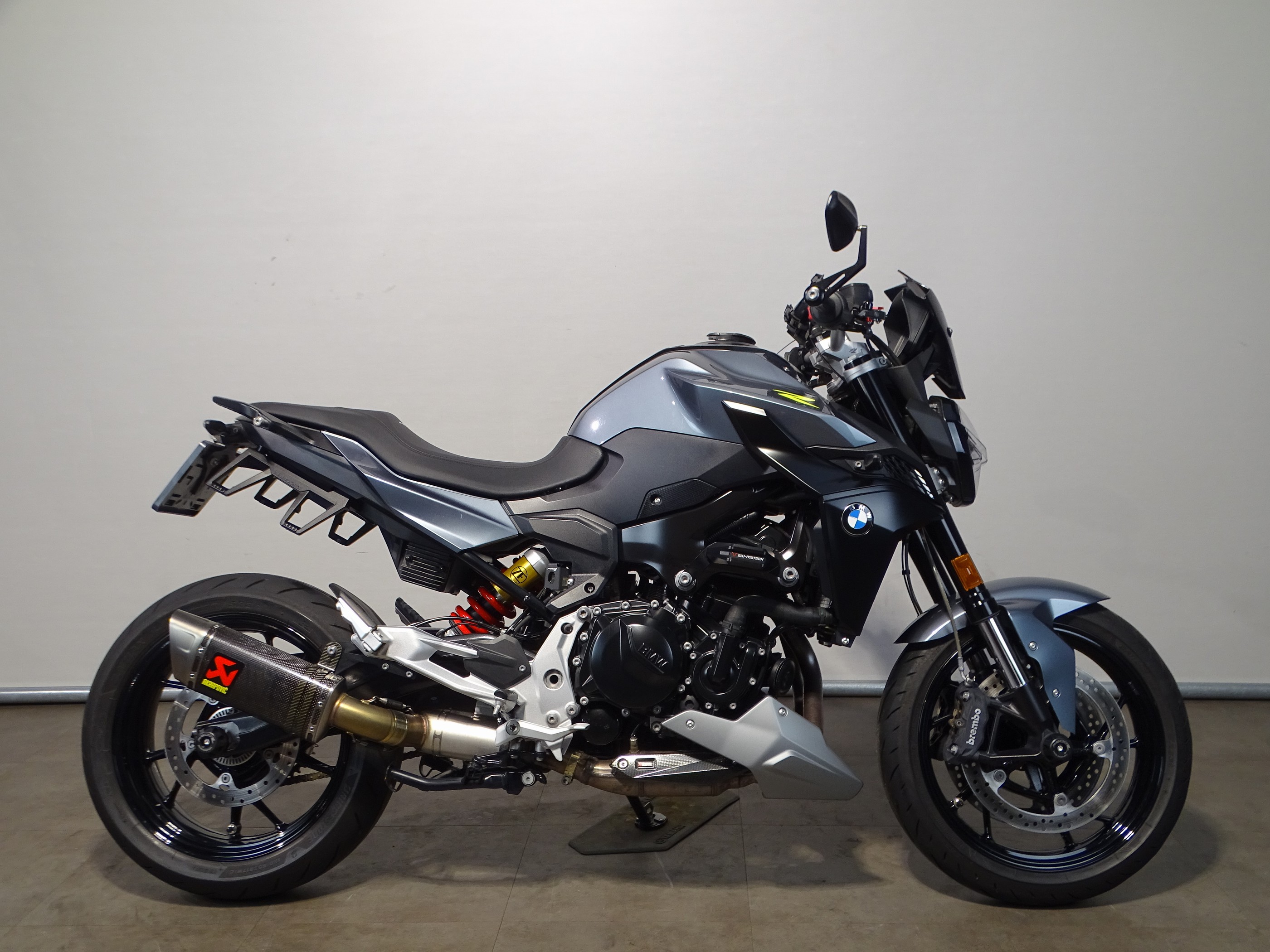 BMW F 900 R