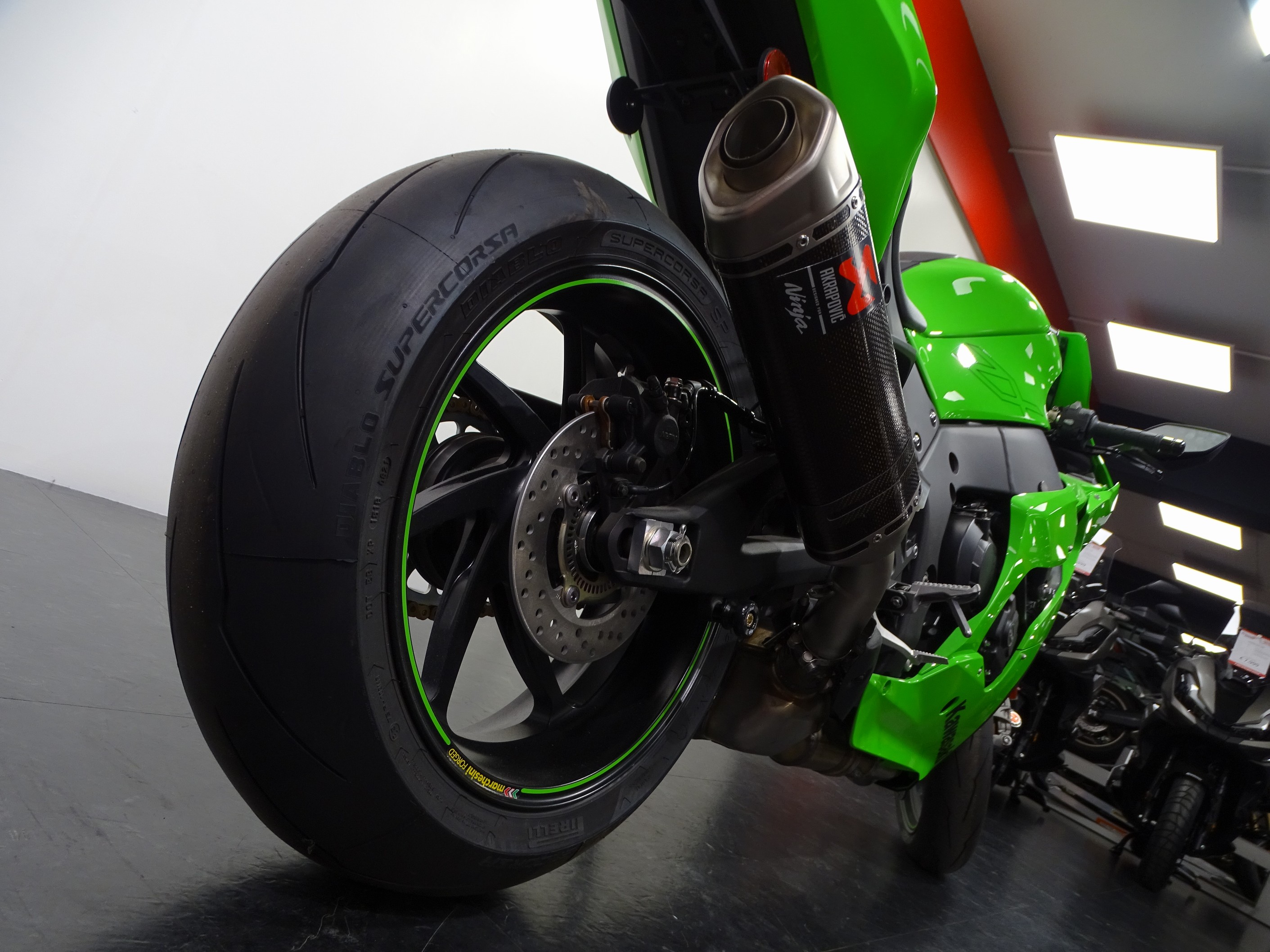 KAWASAKI ZX 10 RR