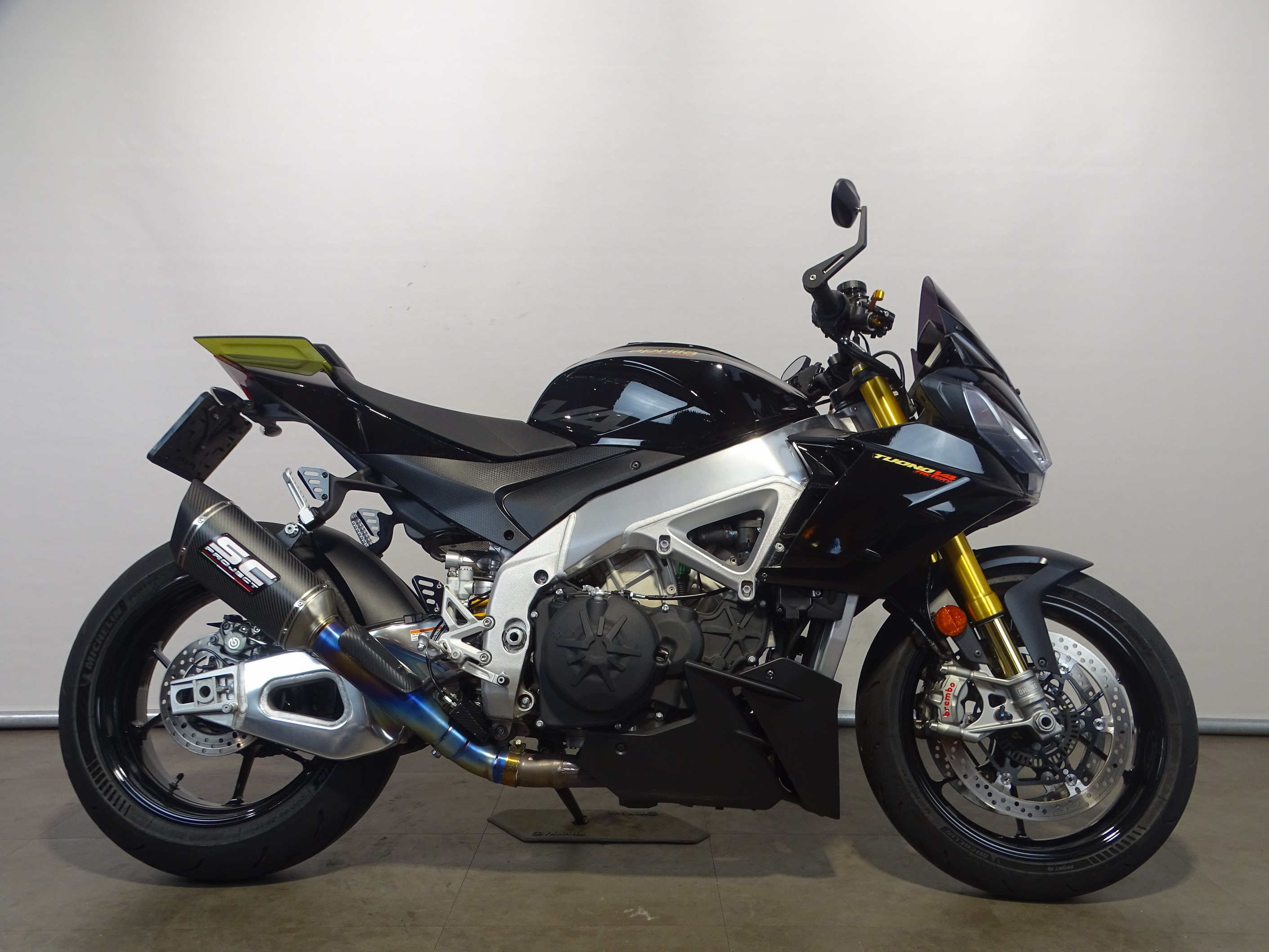 APRILIA TUONO V4 1100 E FACTORY