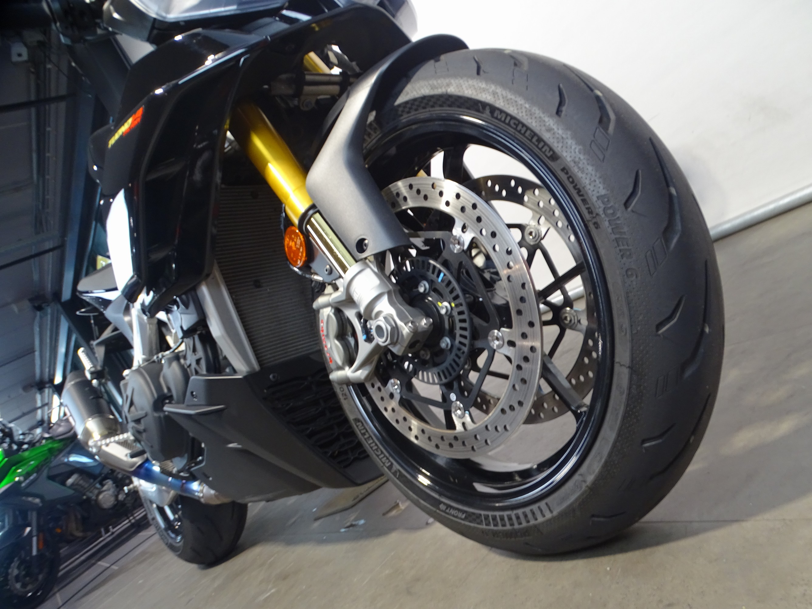 APRILIA TUONO V4 1100 E FACTORY
