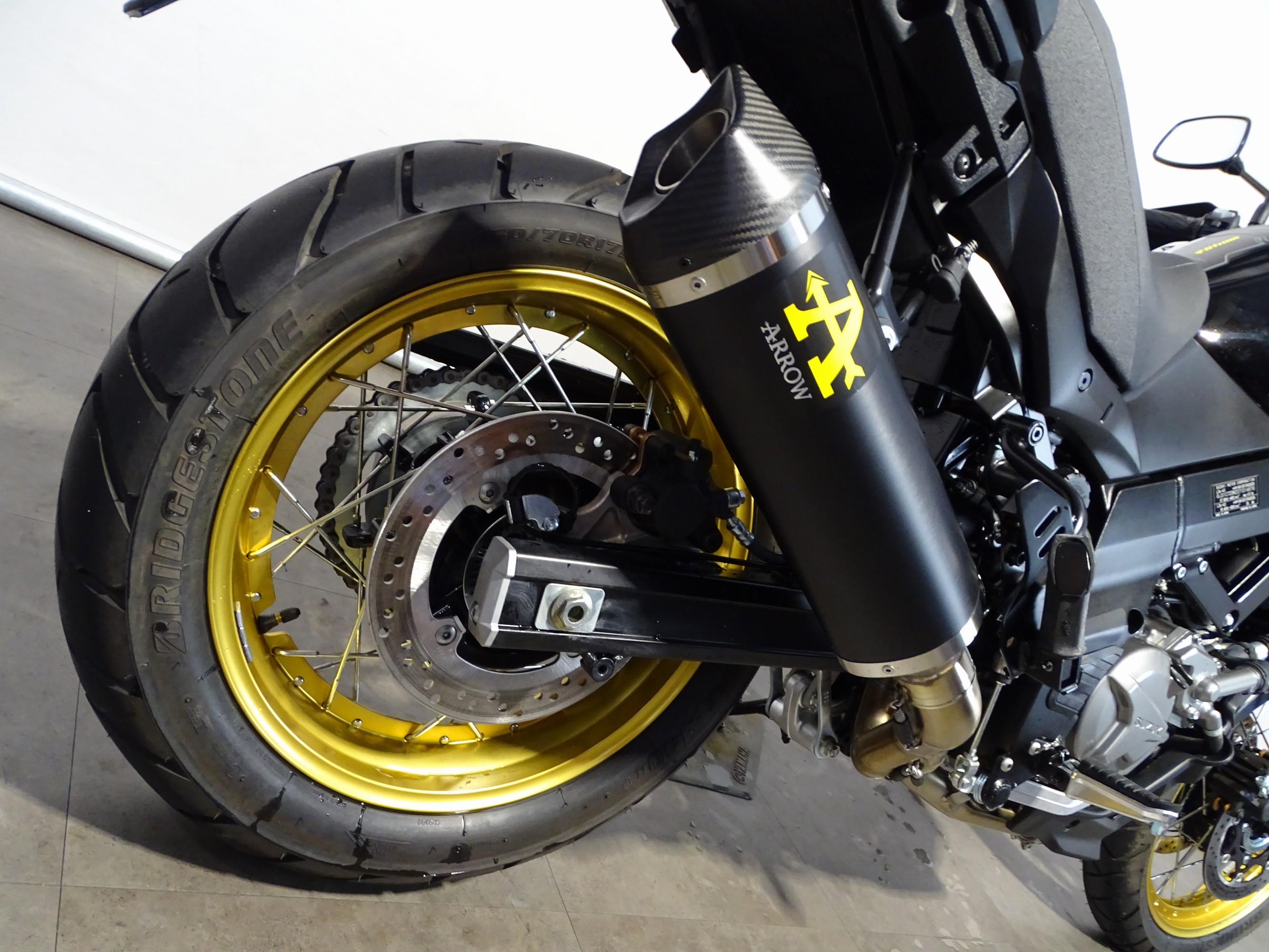 SUZUKI DL 650 XTA