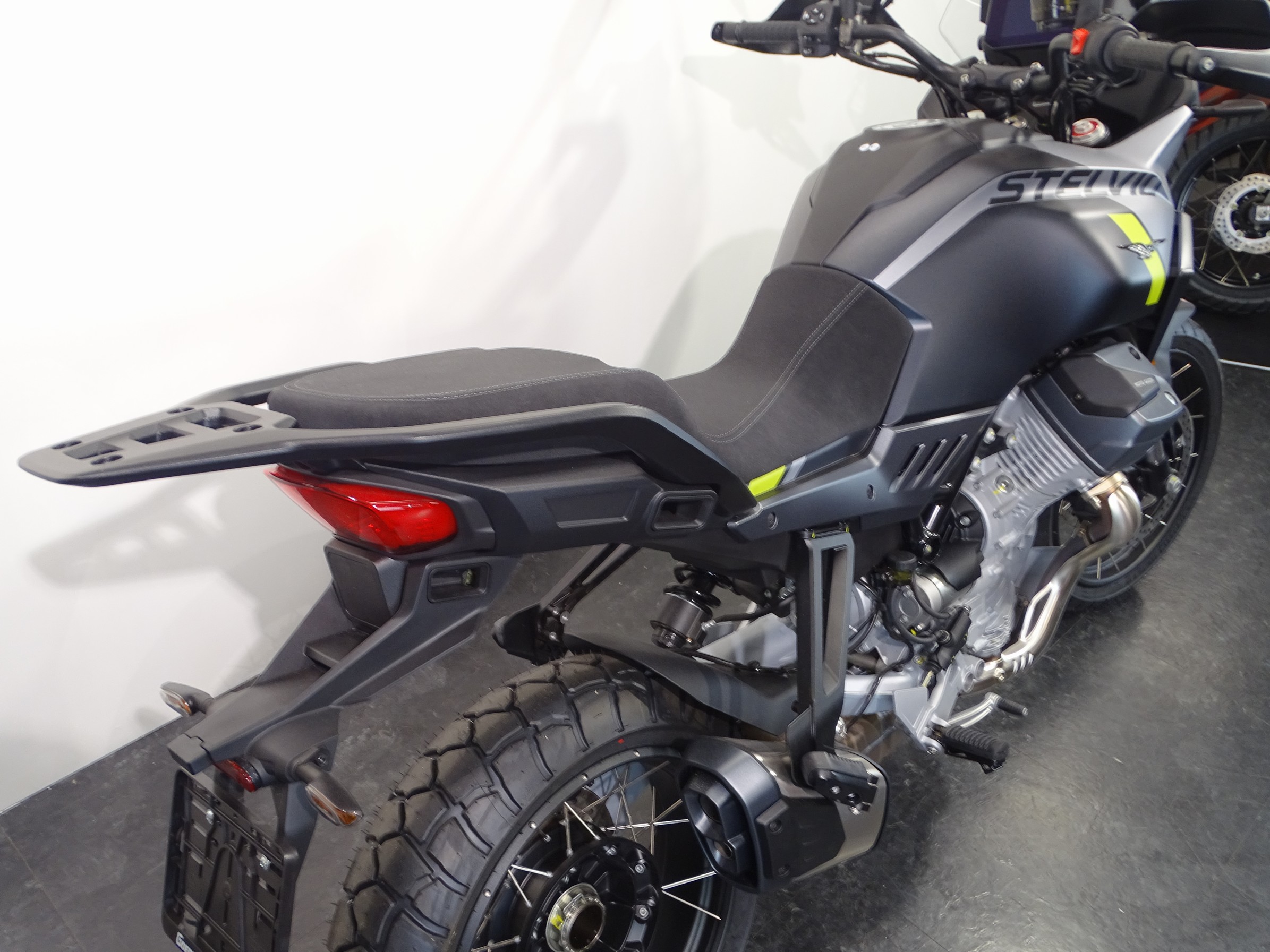 MOTO GUZZI STELVIO PFF