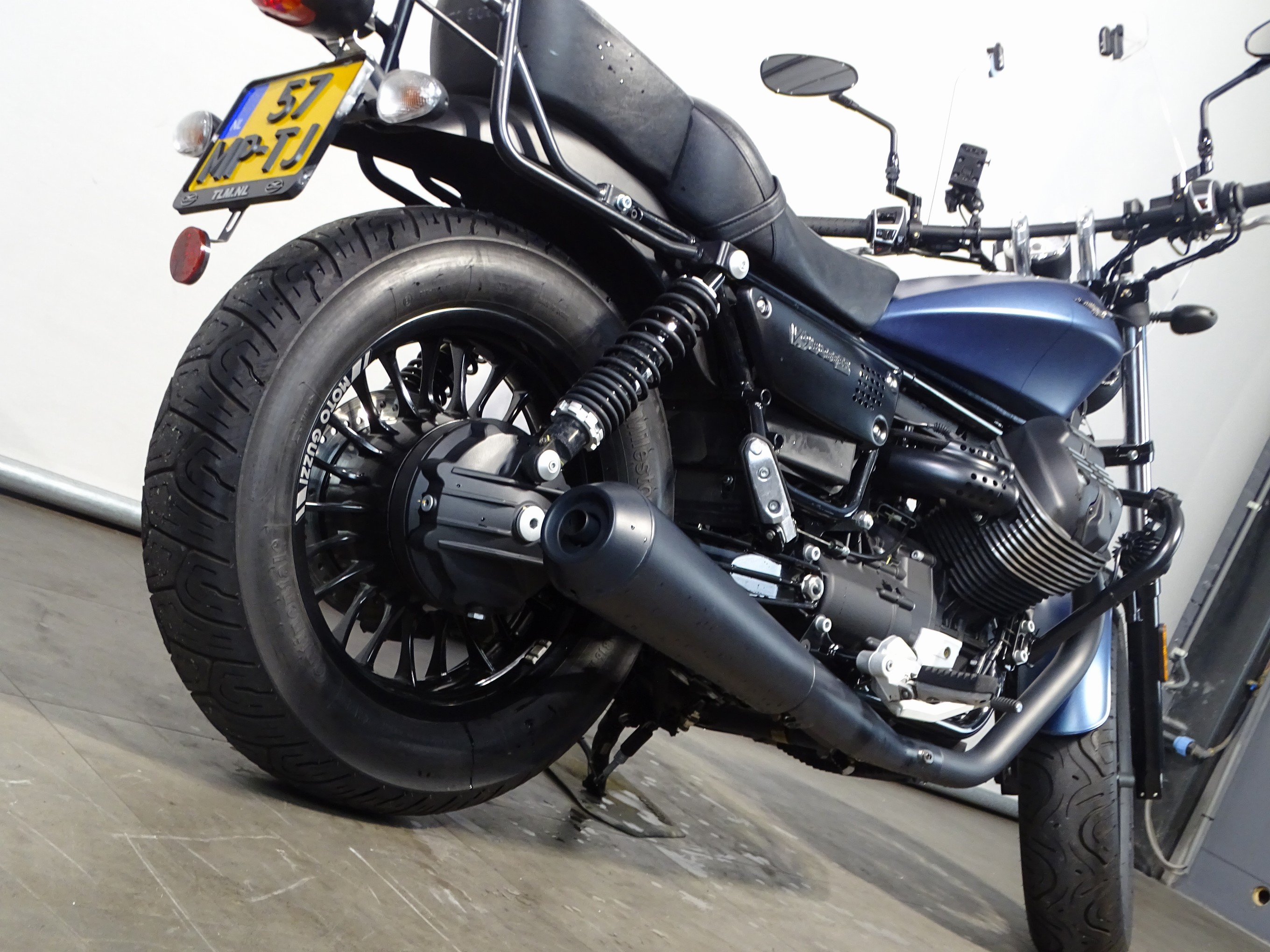 MOTO GUZZI V 9 BOBBER