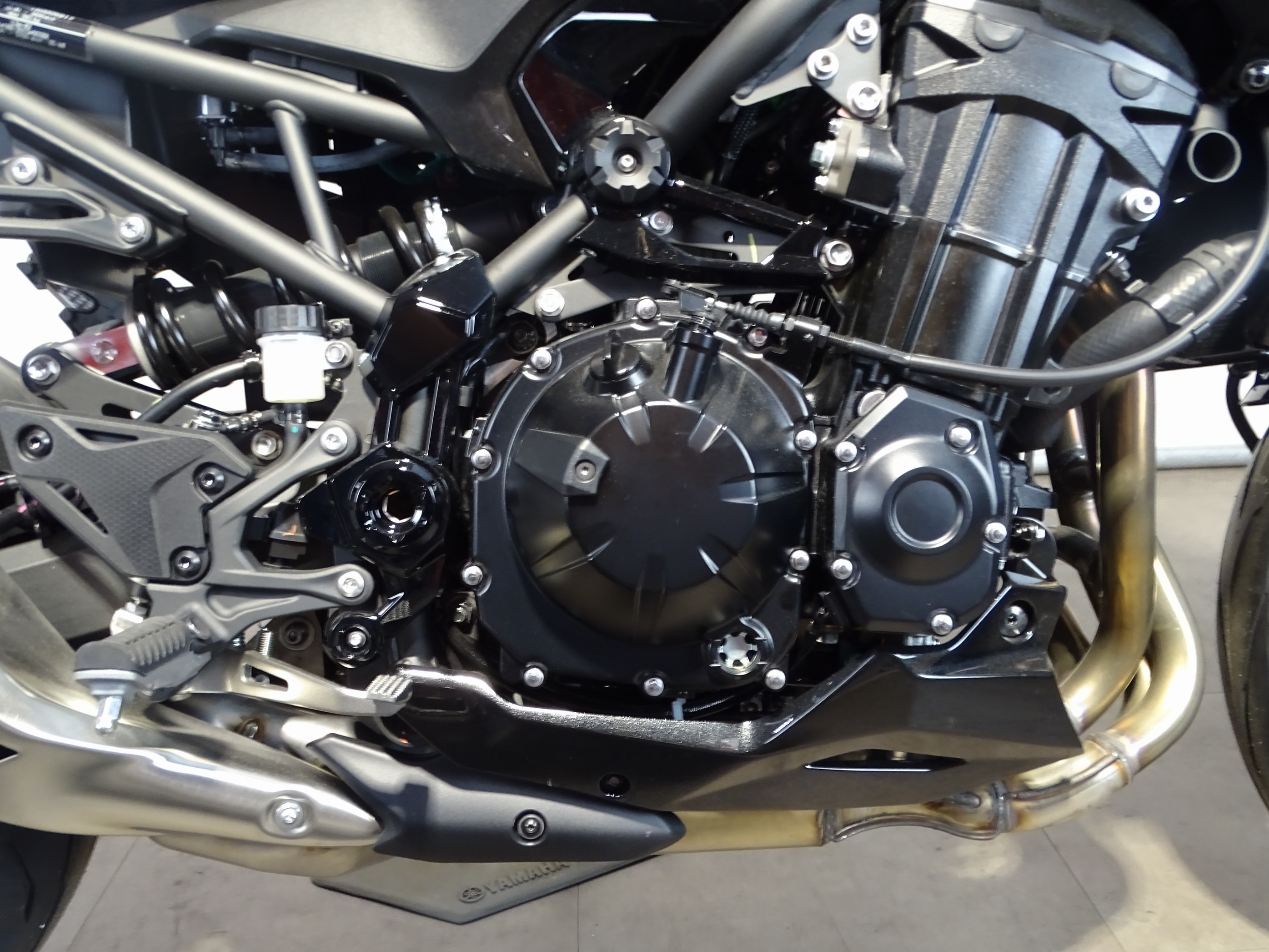 KAWASAKI Z 900 70 KW