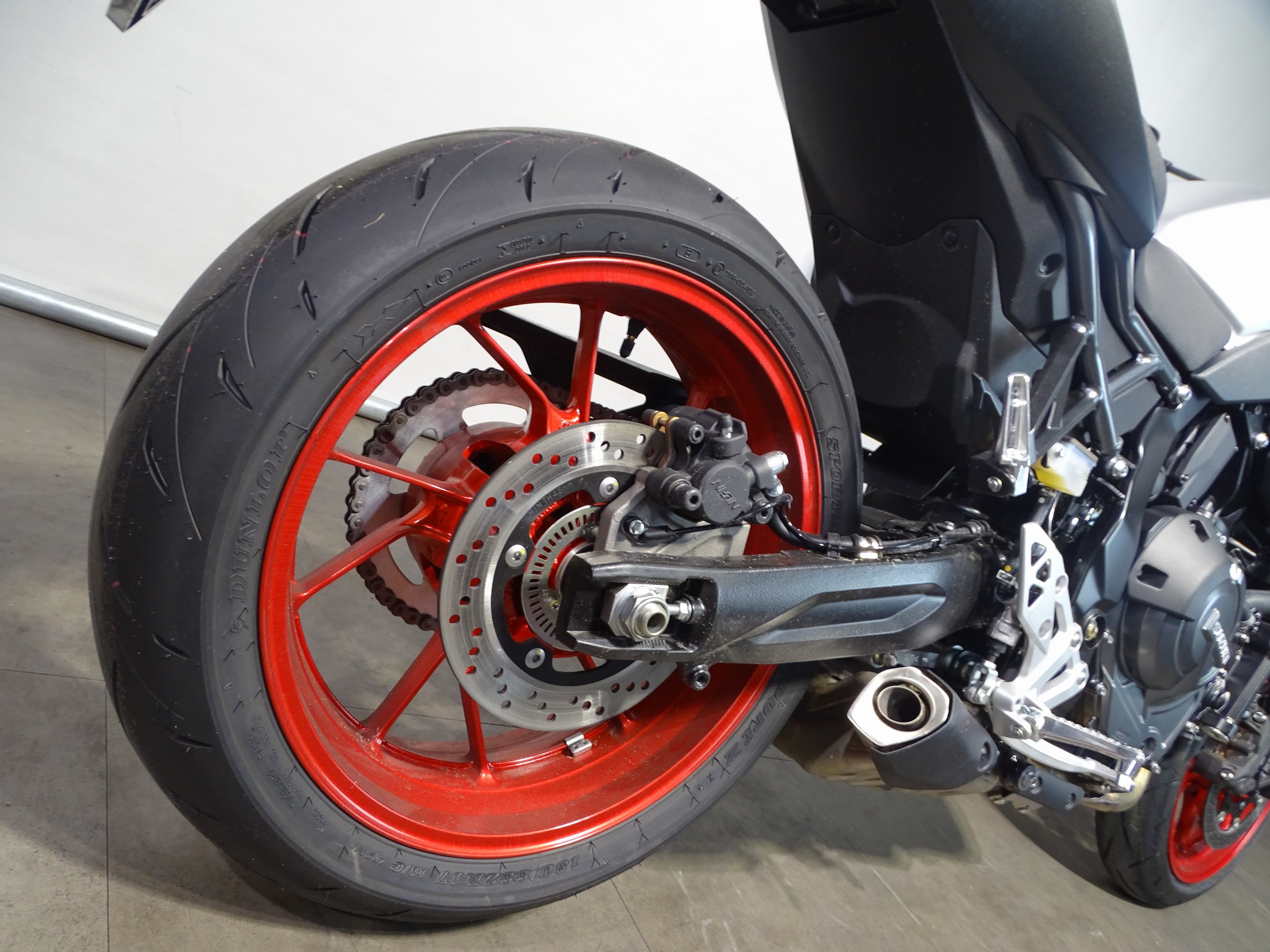 SUZUKI GSX-8S