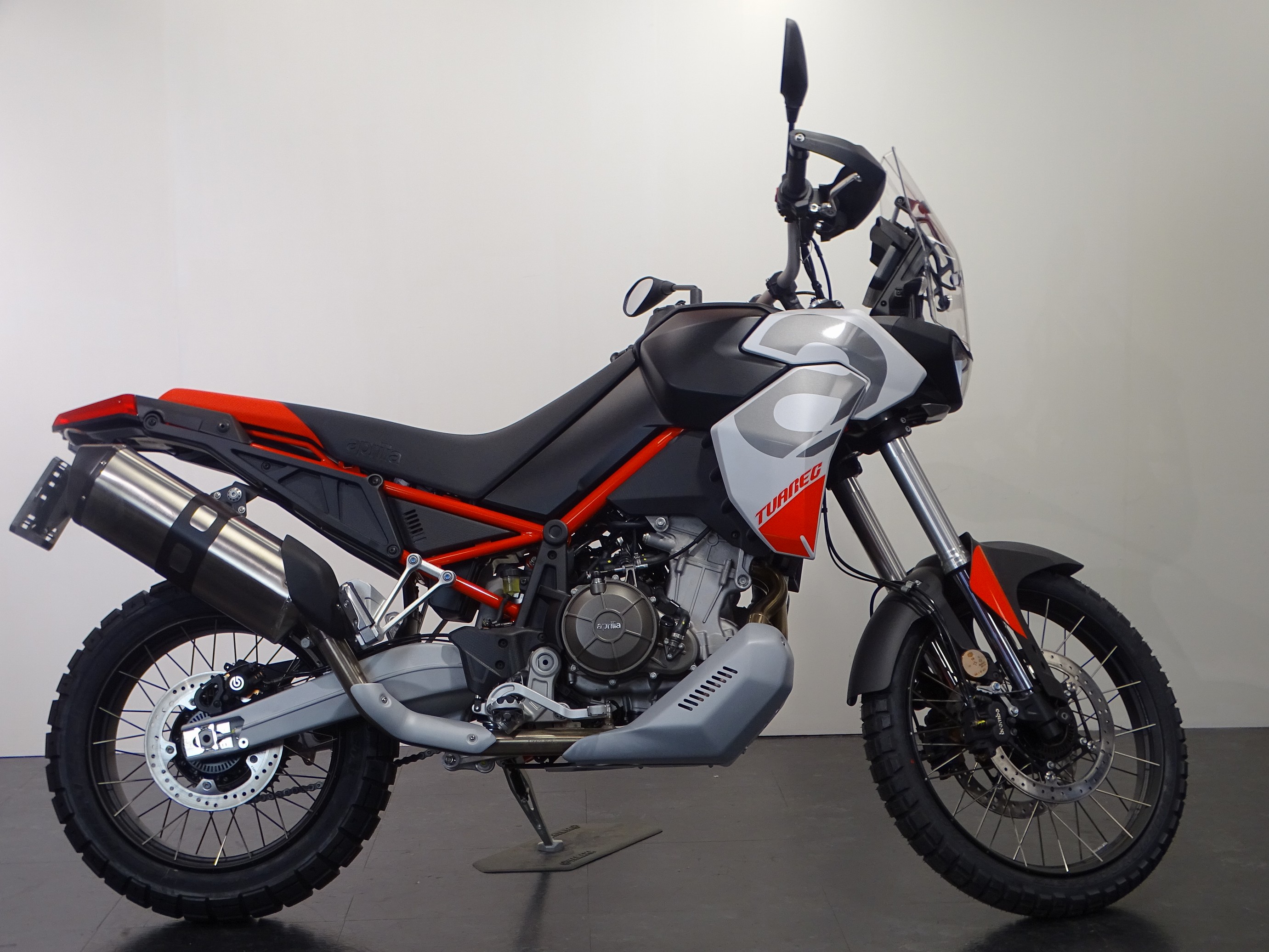 APRILIA TUAREG 660