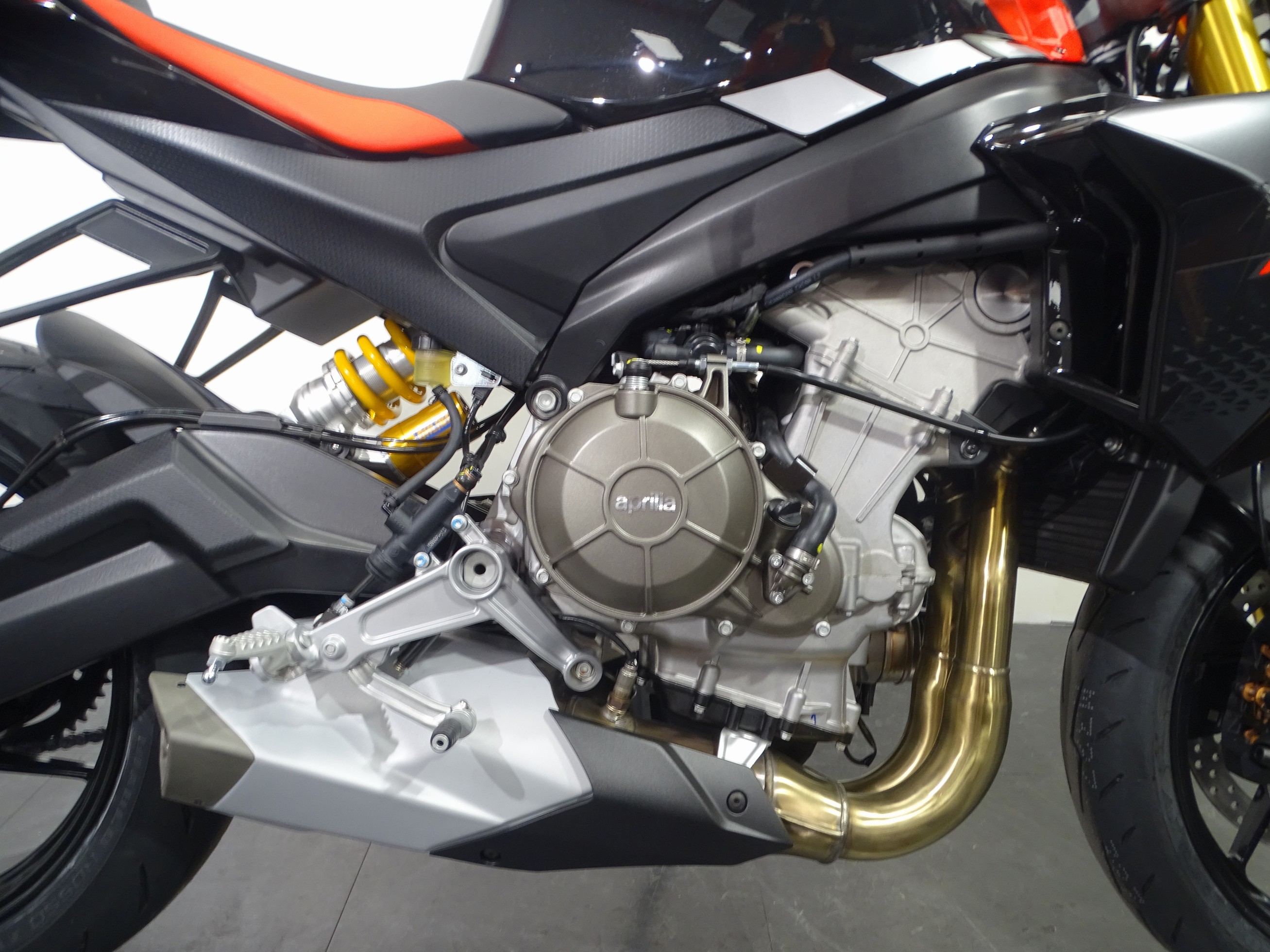APRILIA TUONO 660 FACTORY