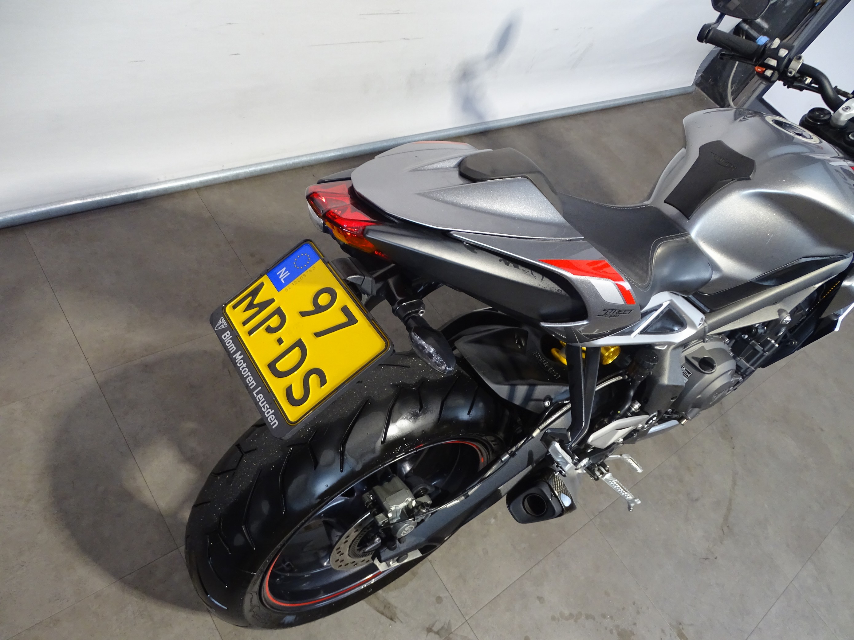 TRIUMPH STREET TRIPLE RS