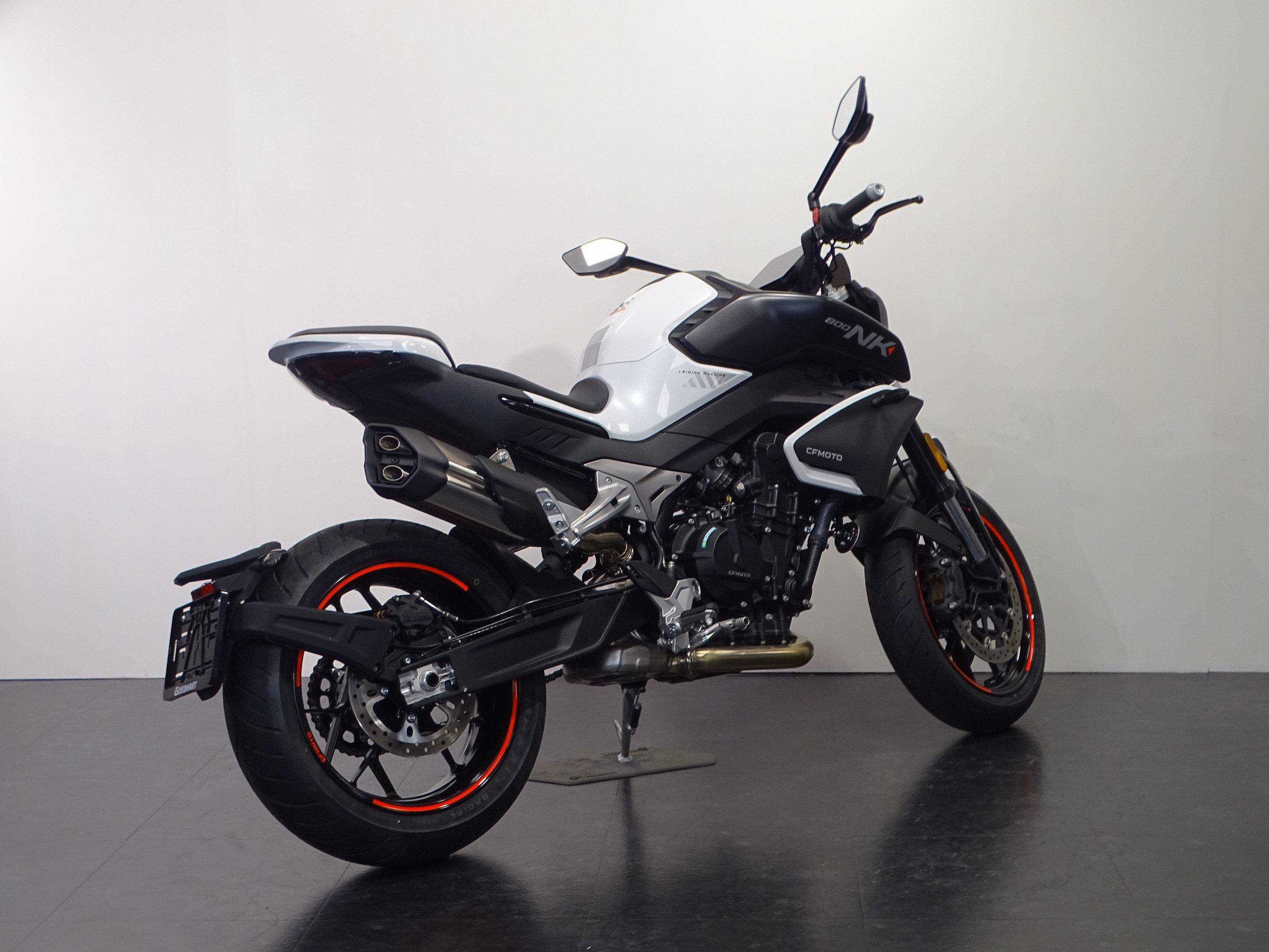 CFMOTO 800 NK ADVANCED