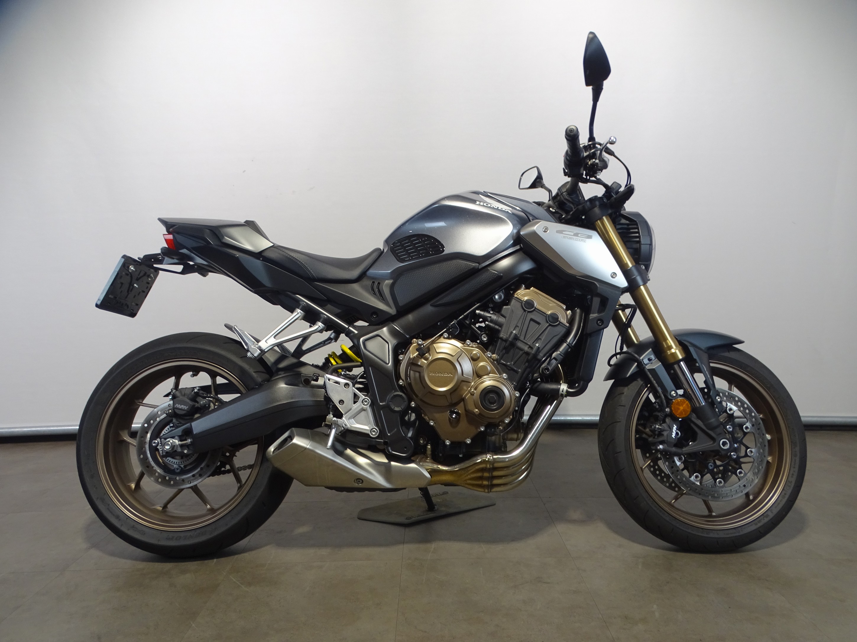 HONDA CB 650 R