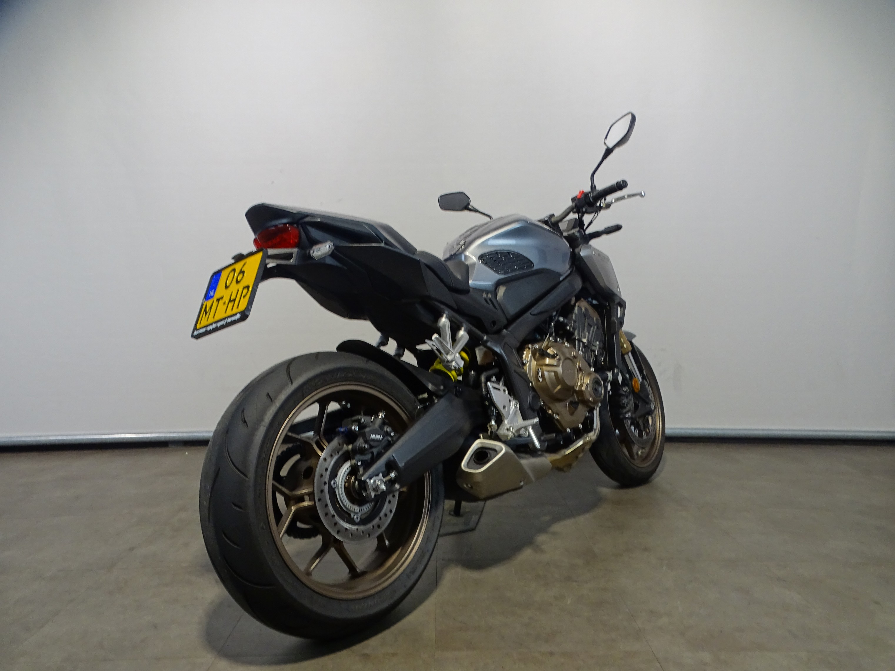 HONDA CB 650 R