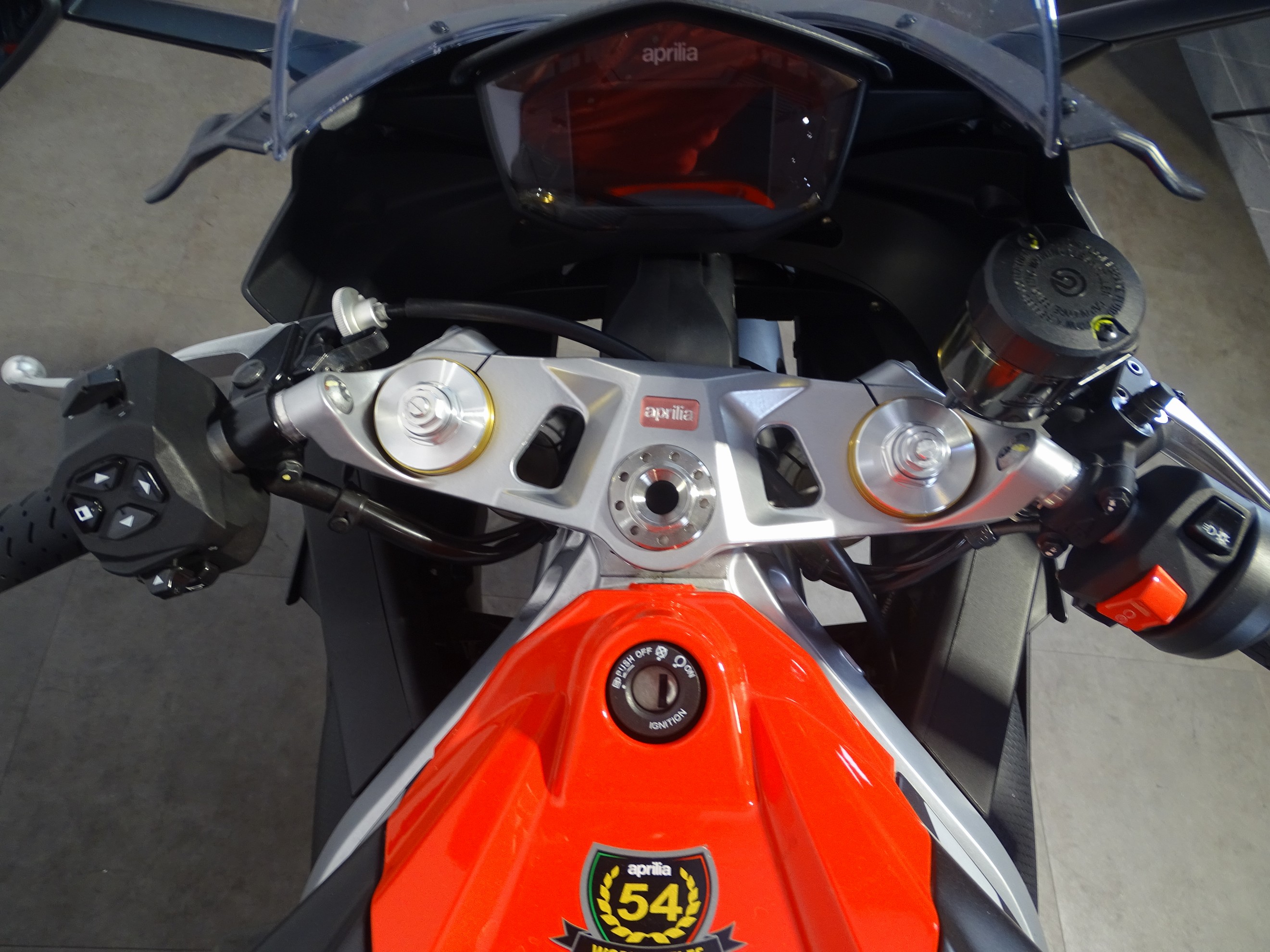 APRILIA RS 660
