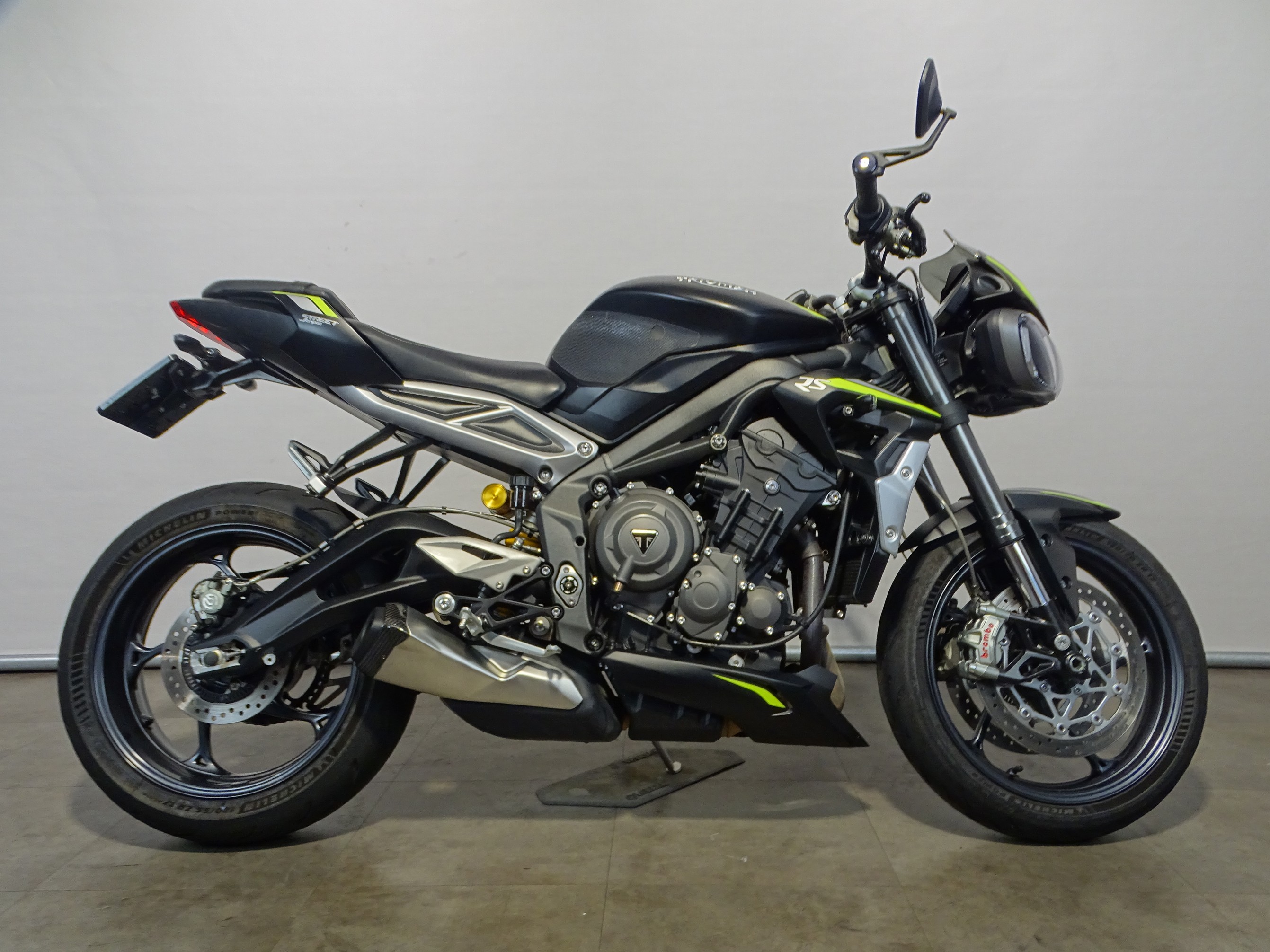 TRIUMPH STREET TRIPLE RS