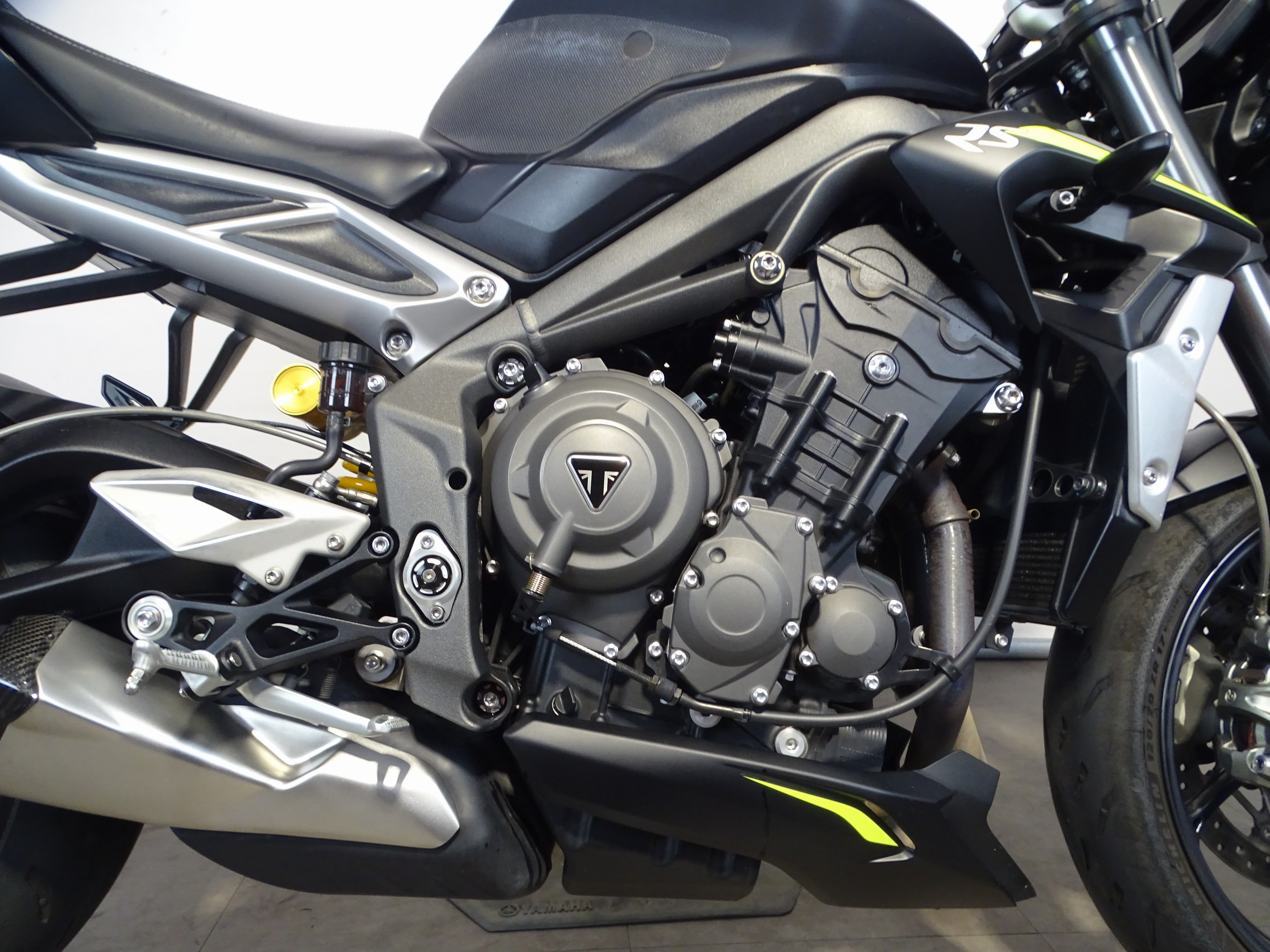 TRIUMPH STREET TRIPLE RS
