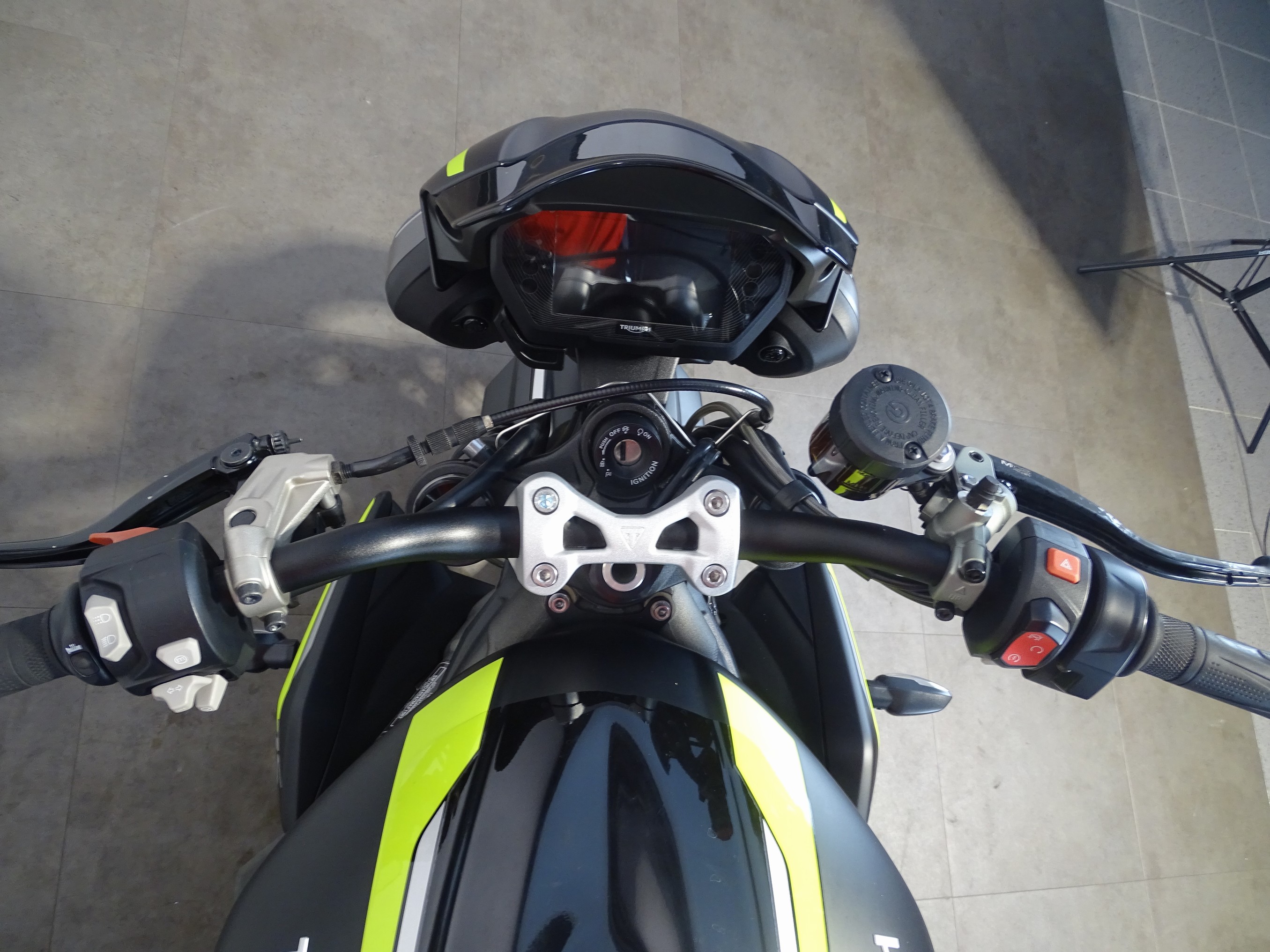 TRIUMPH STREET TRIPLE RS