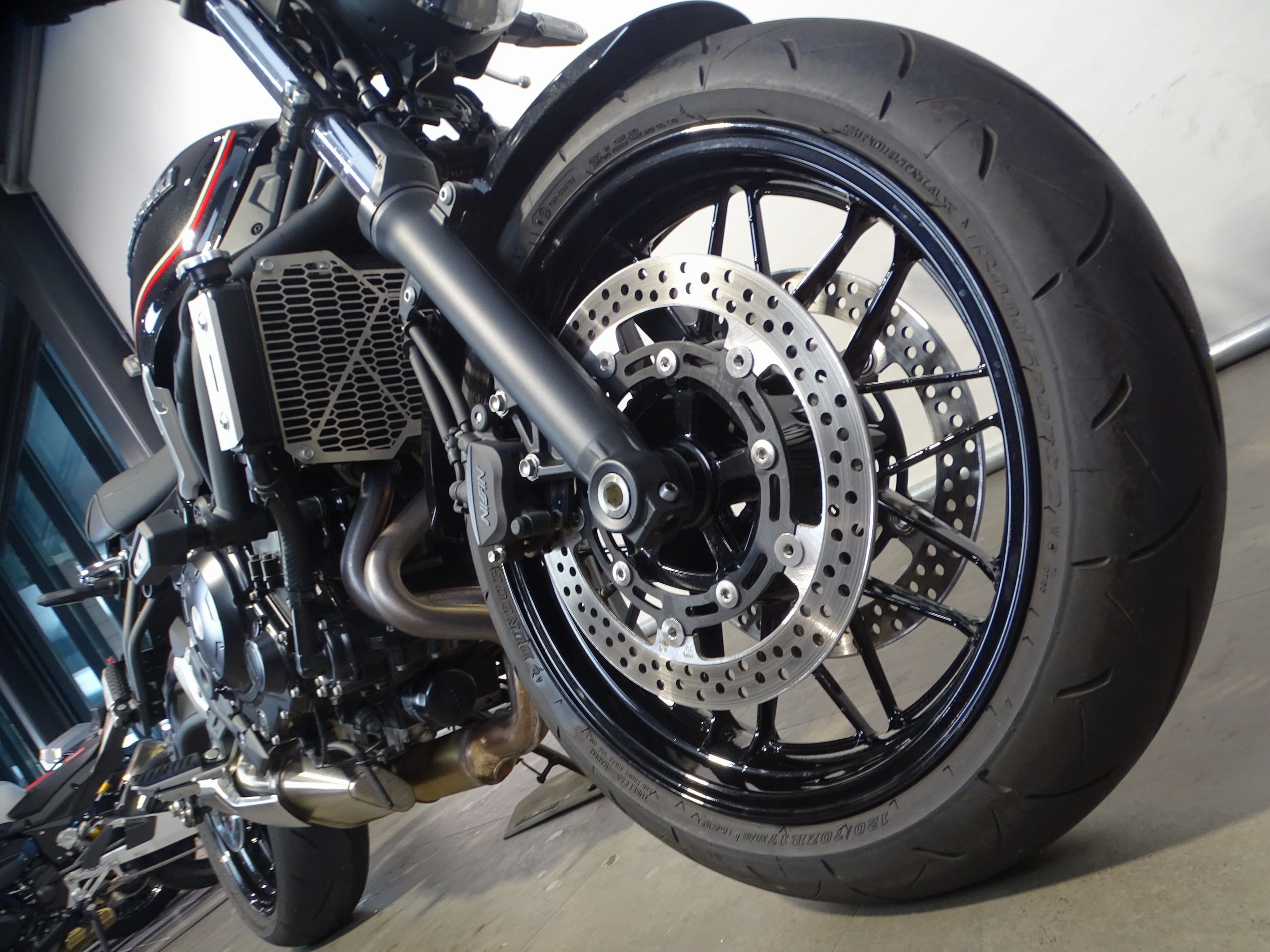 KAWASAKI Z 650 RS