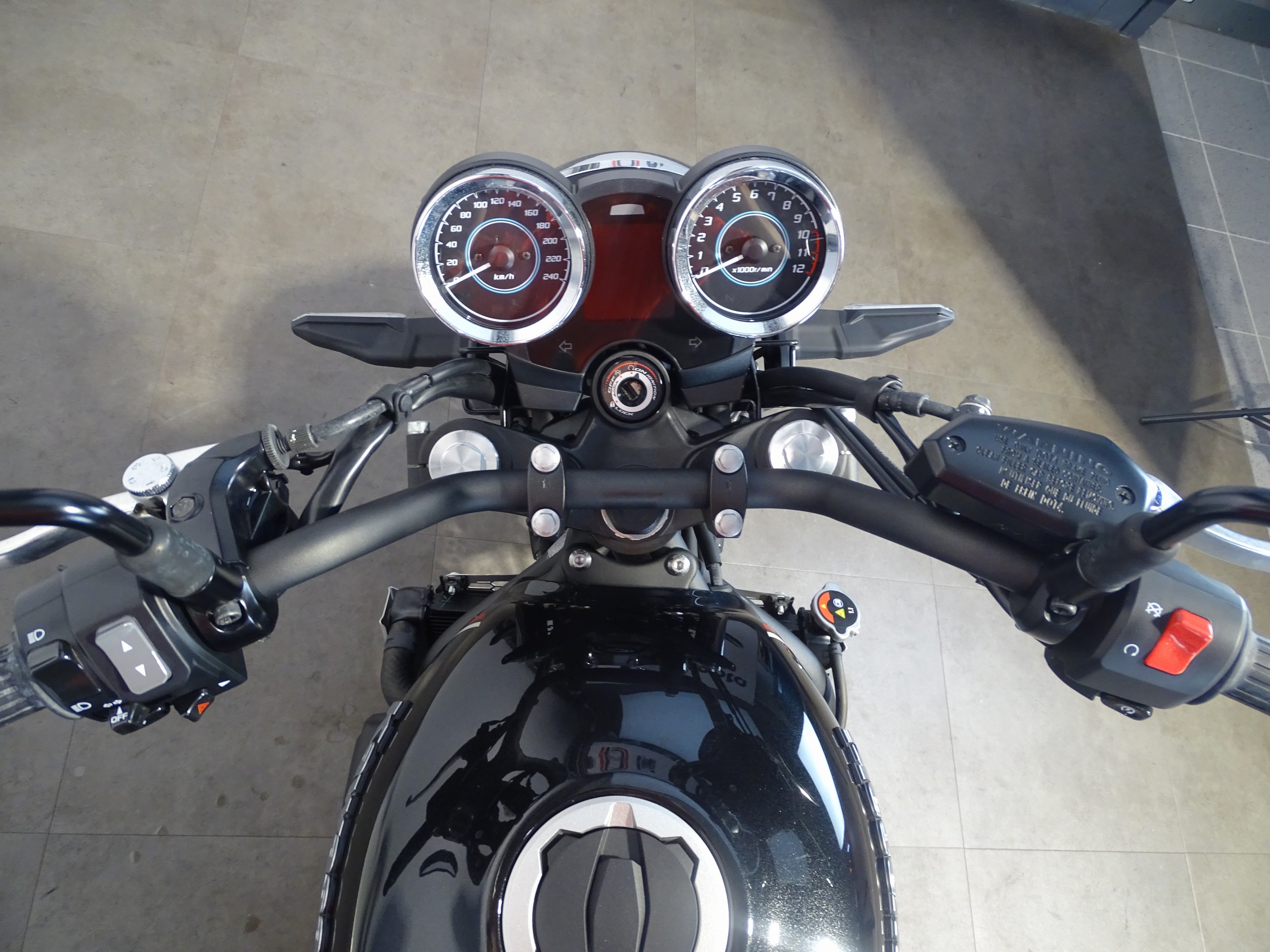 KAWASAKI Z 650 RS