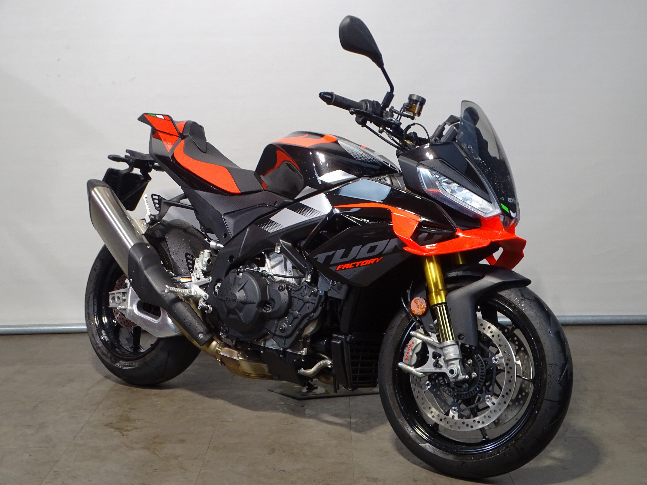 APRILIA TUONO V4 1100 E FACTORY