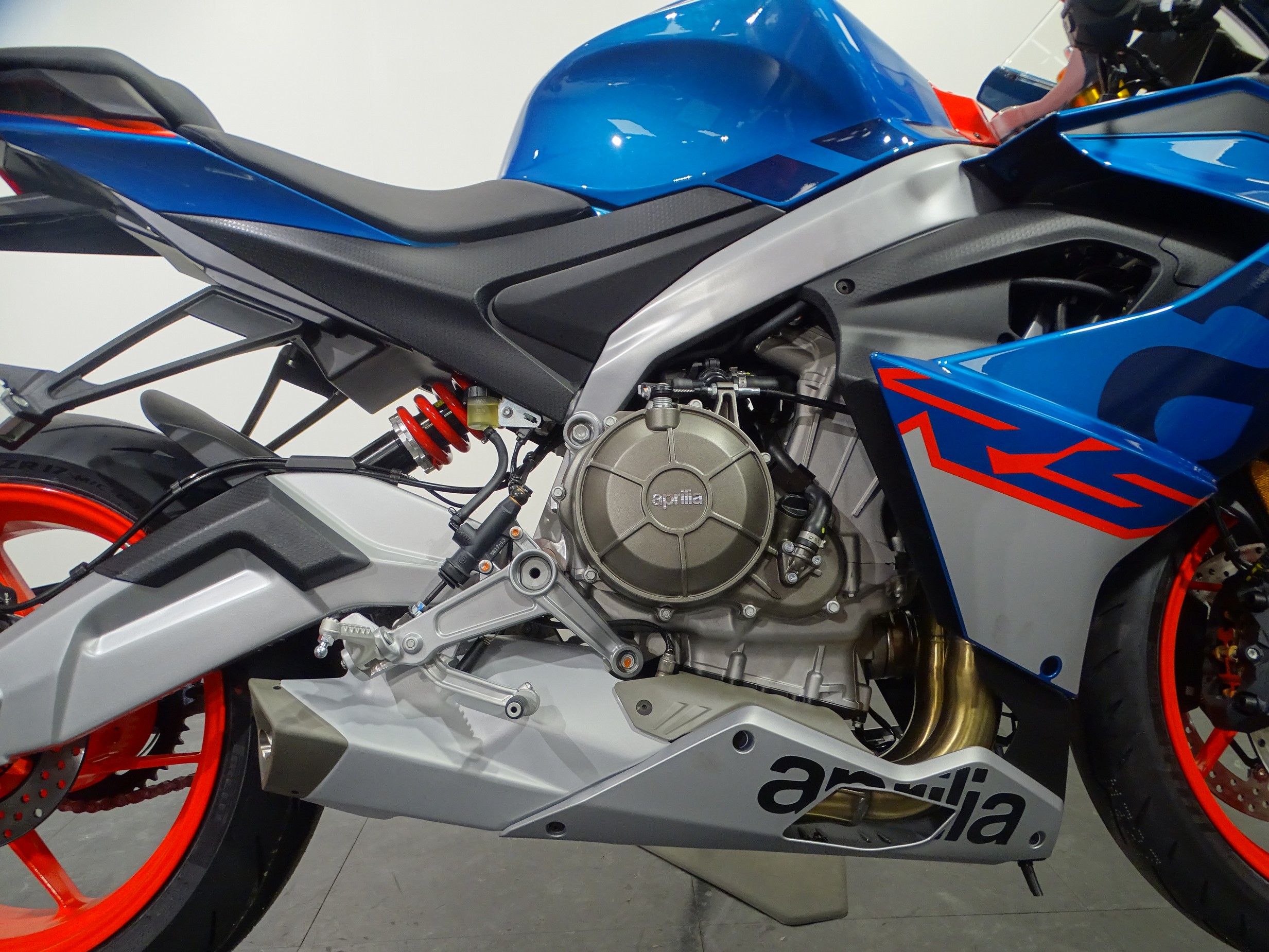 APRILIA RS 660