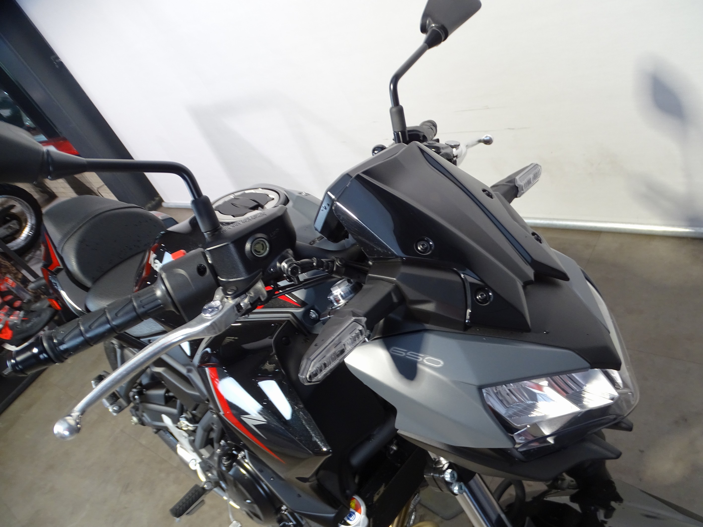 KAWASAKI Z 650
