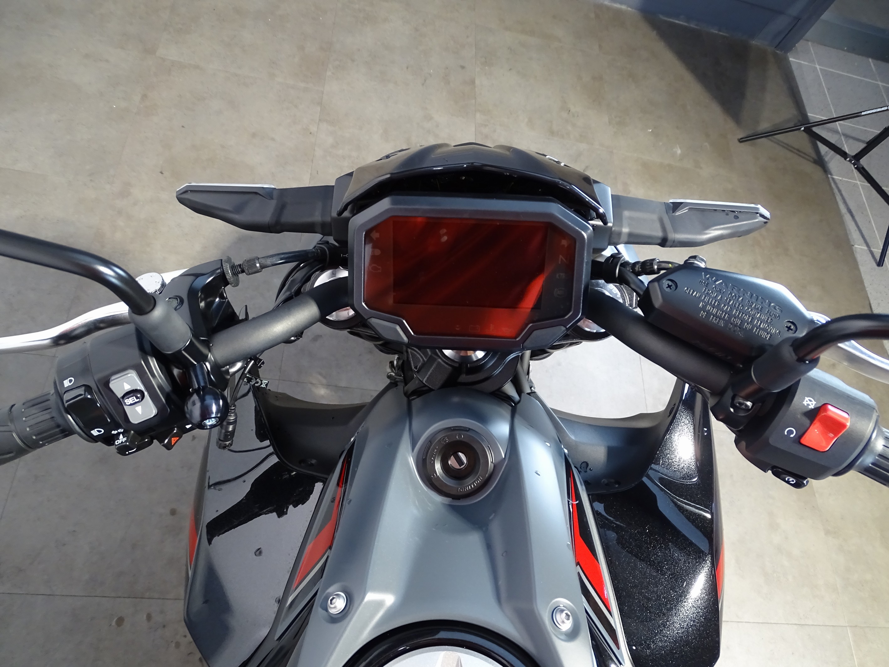 KAWASAKI Z 650