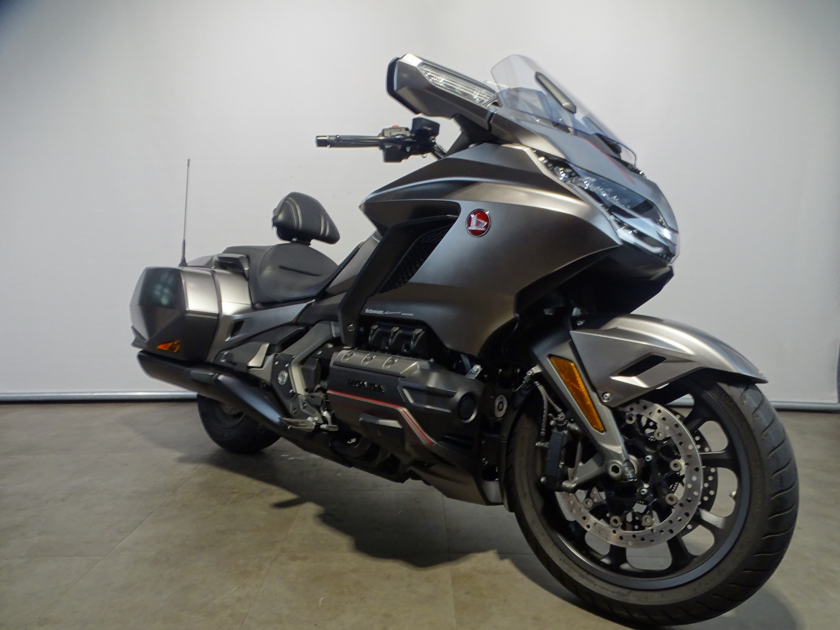 HONDA GL 1800 BAGGER