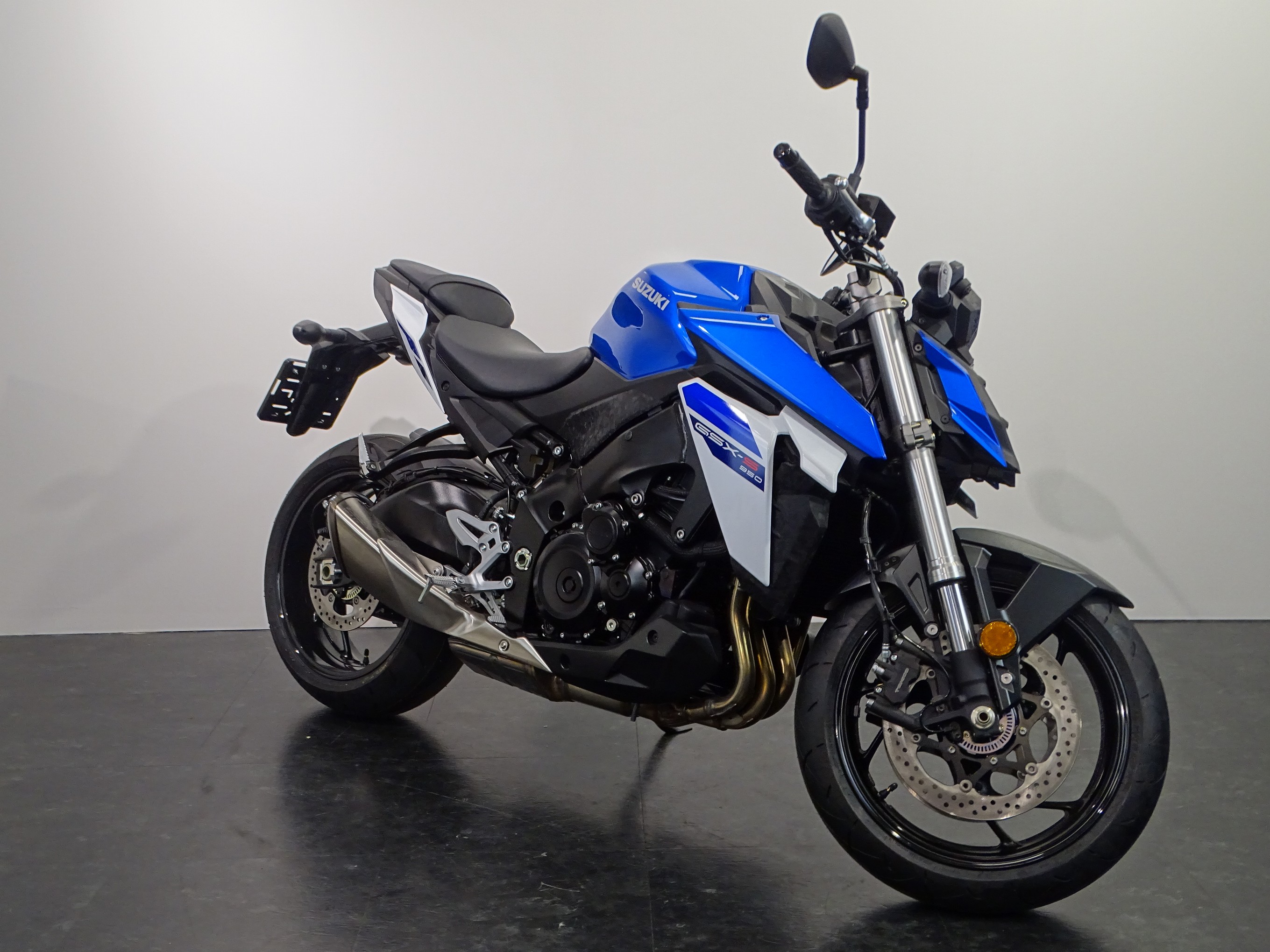 SUZUKI GSX-S 950