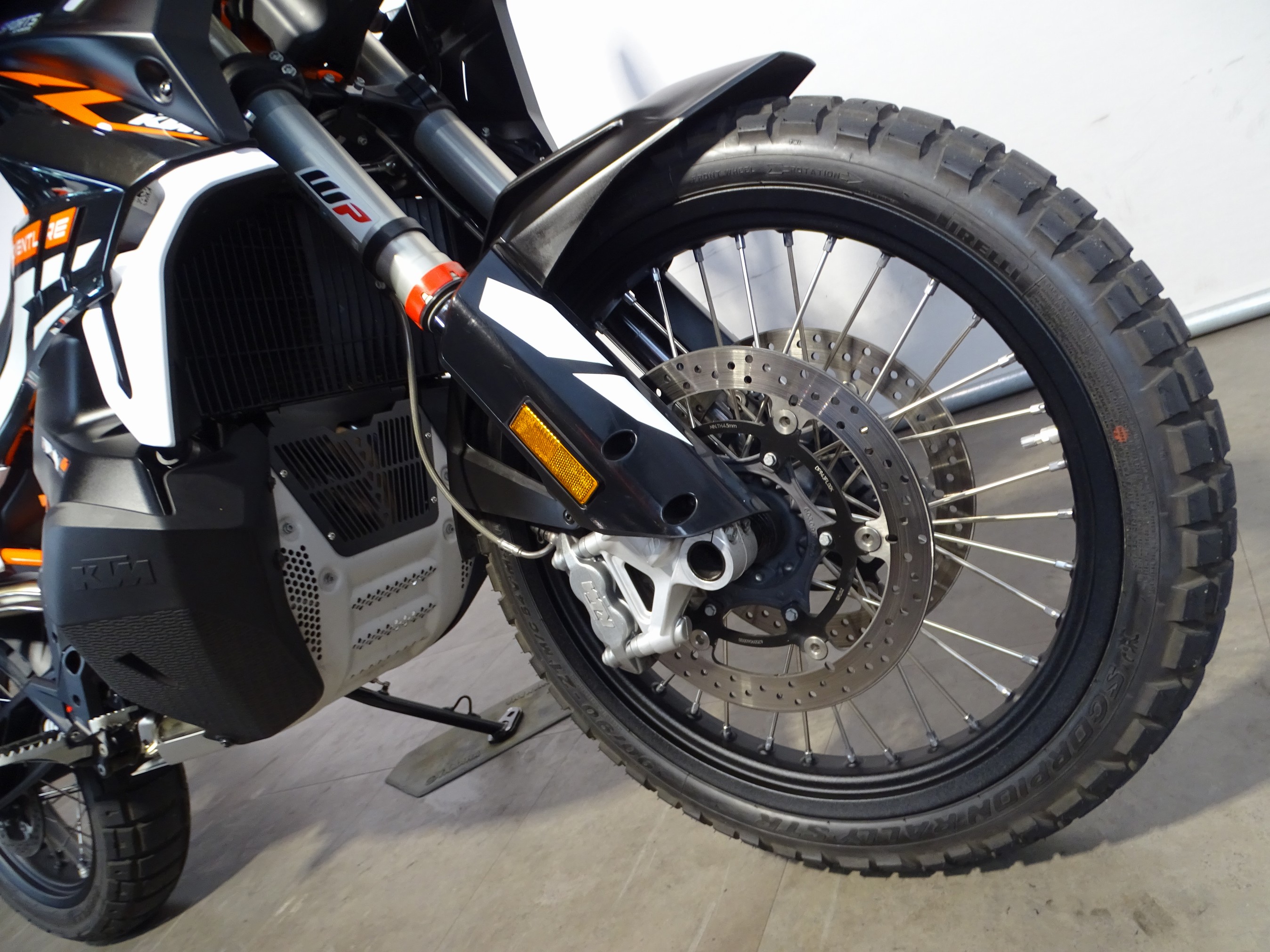 KTM - 890 ADVENTURE R