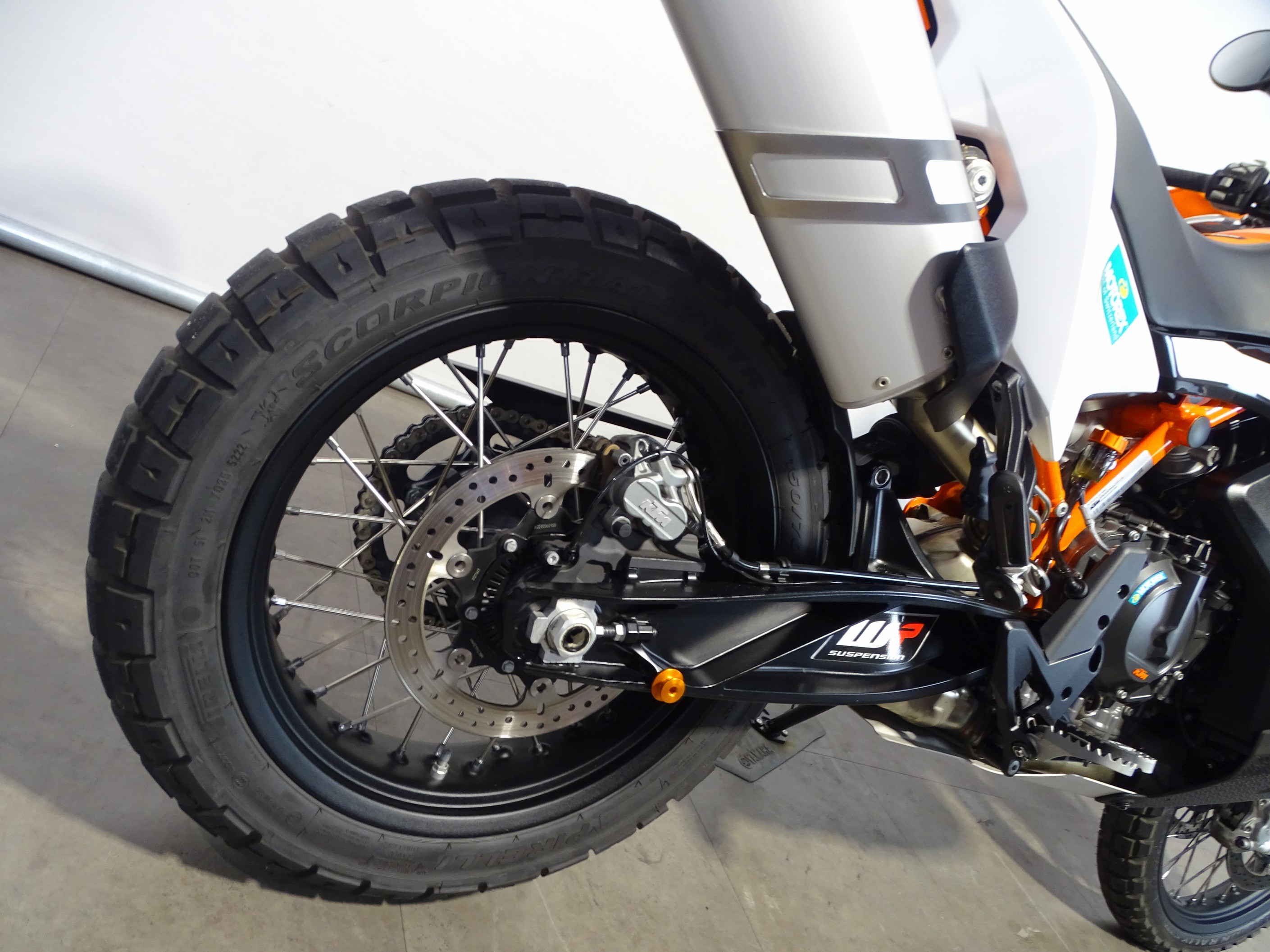 KTM - 890 ADVENTURE R