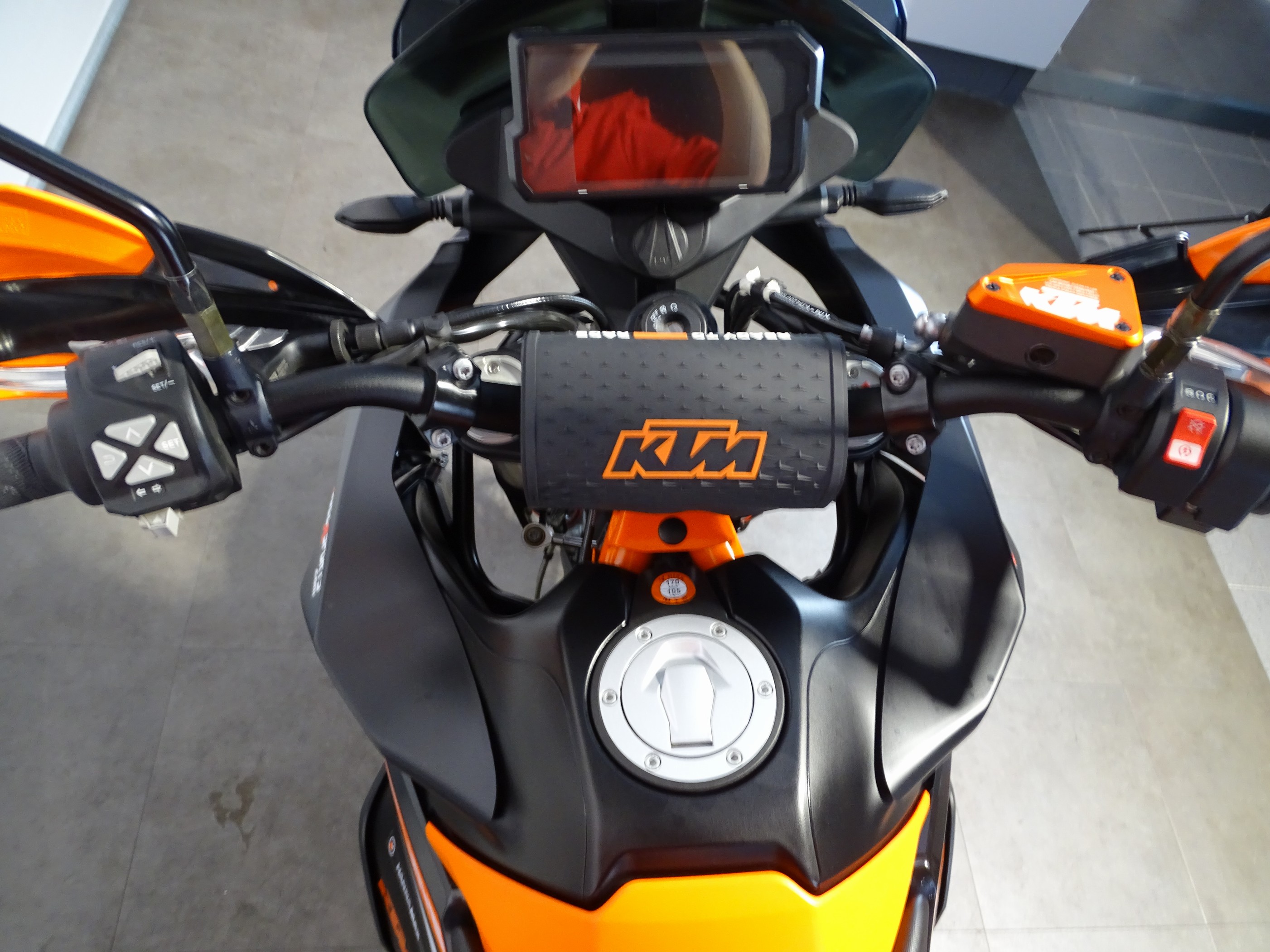 KTM - 890 ADVENTURE R