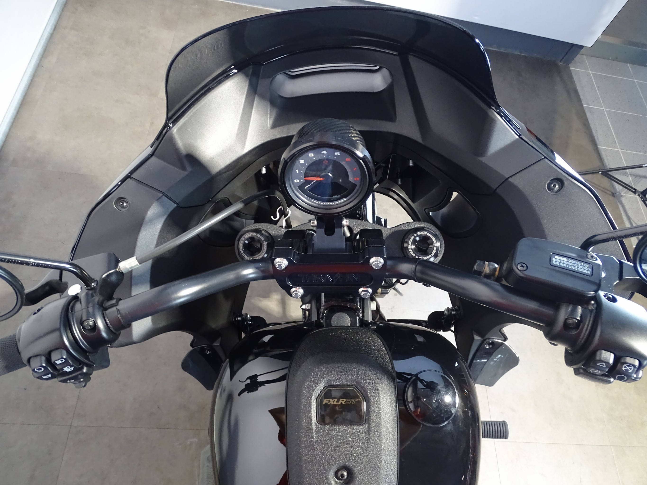 HARLEY-DAVIDSON LOW RIDER ST
