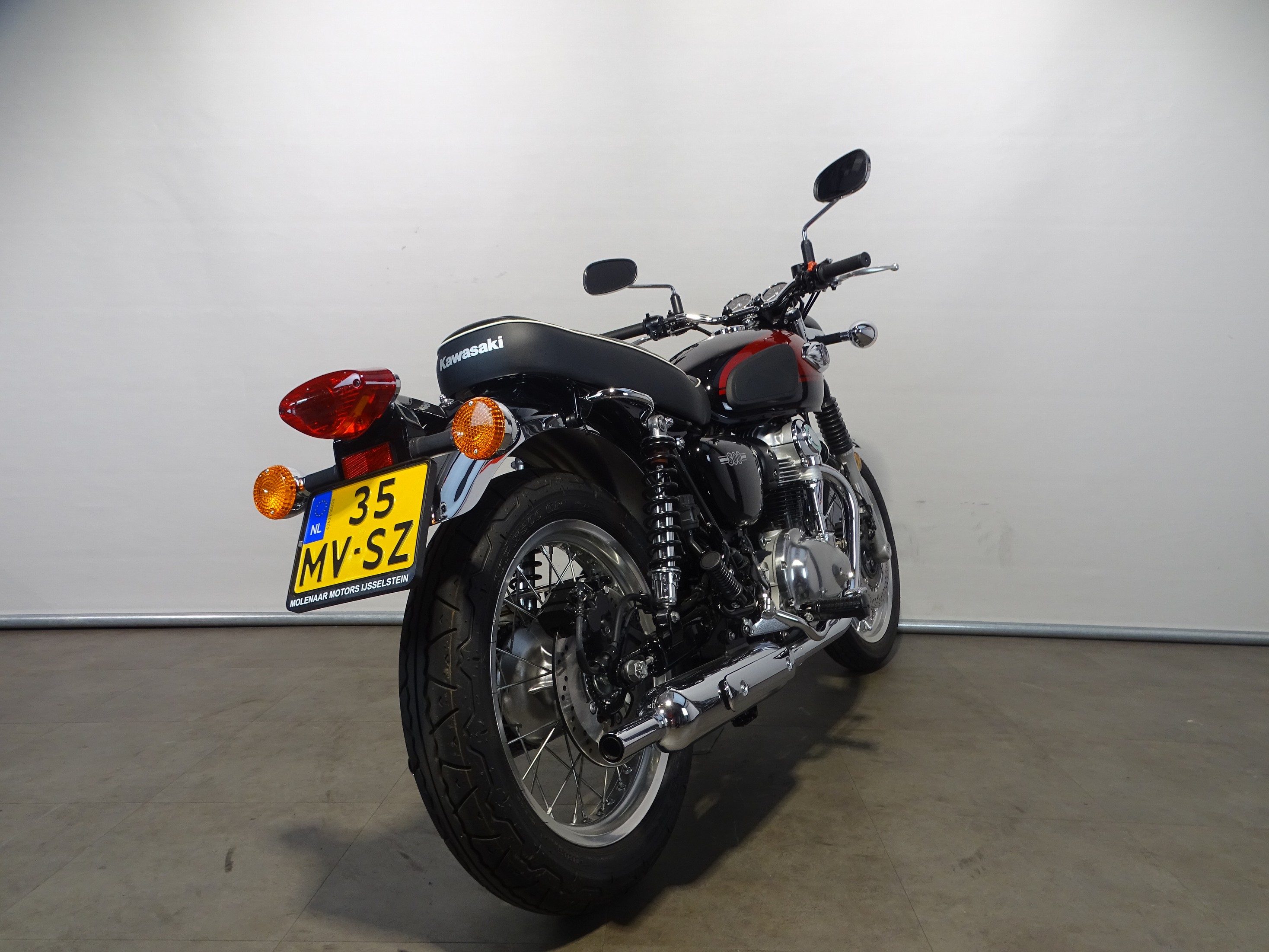 KAWASAKI W800