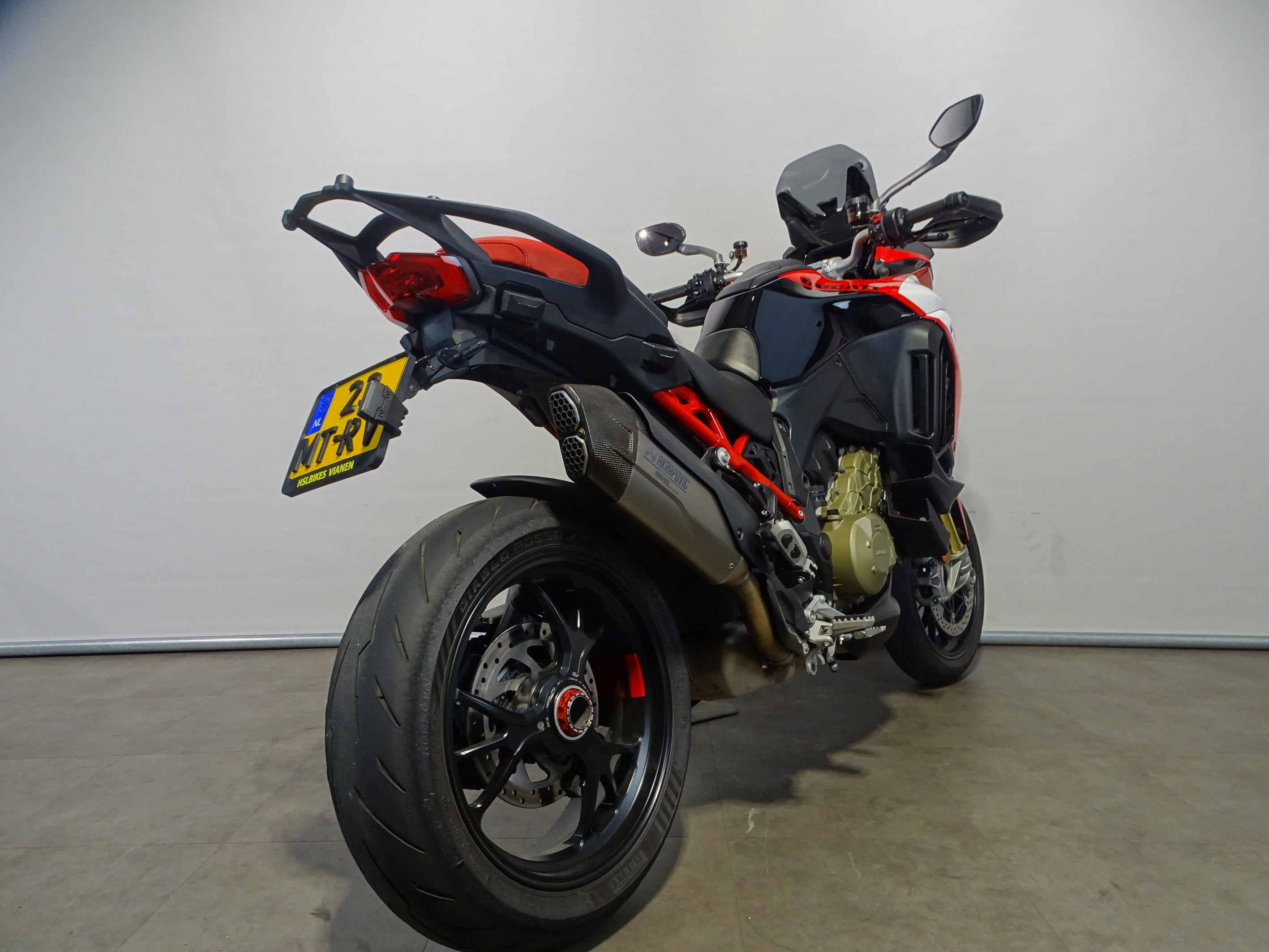 DUCATI MULTISTRADA V4 PIKES PEAK