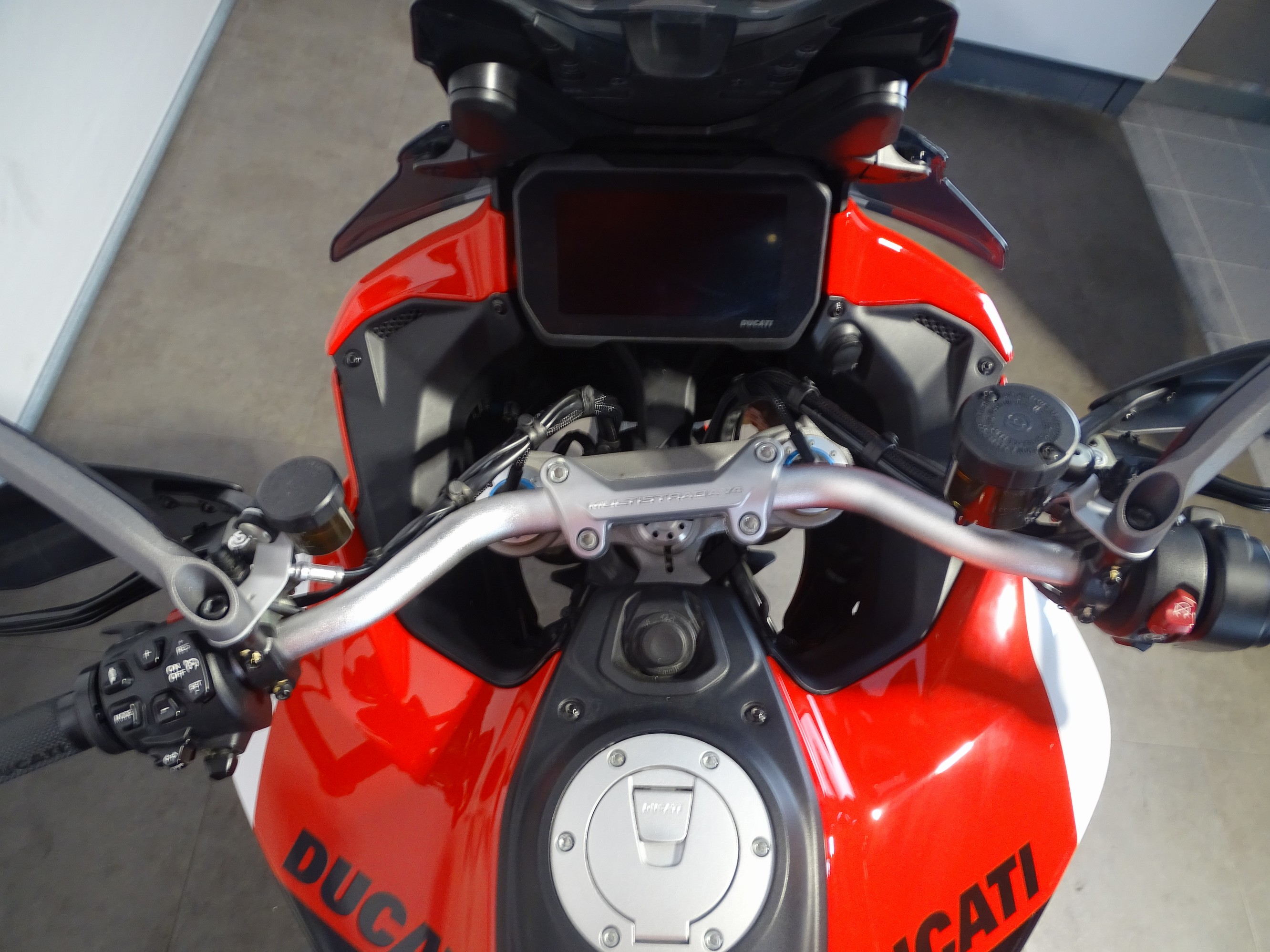 DUCATI MULTISTRADA V4 PIKES PEAK