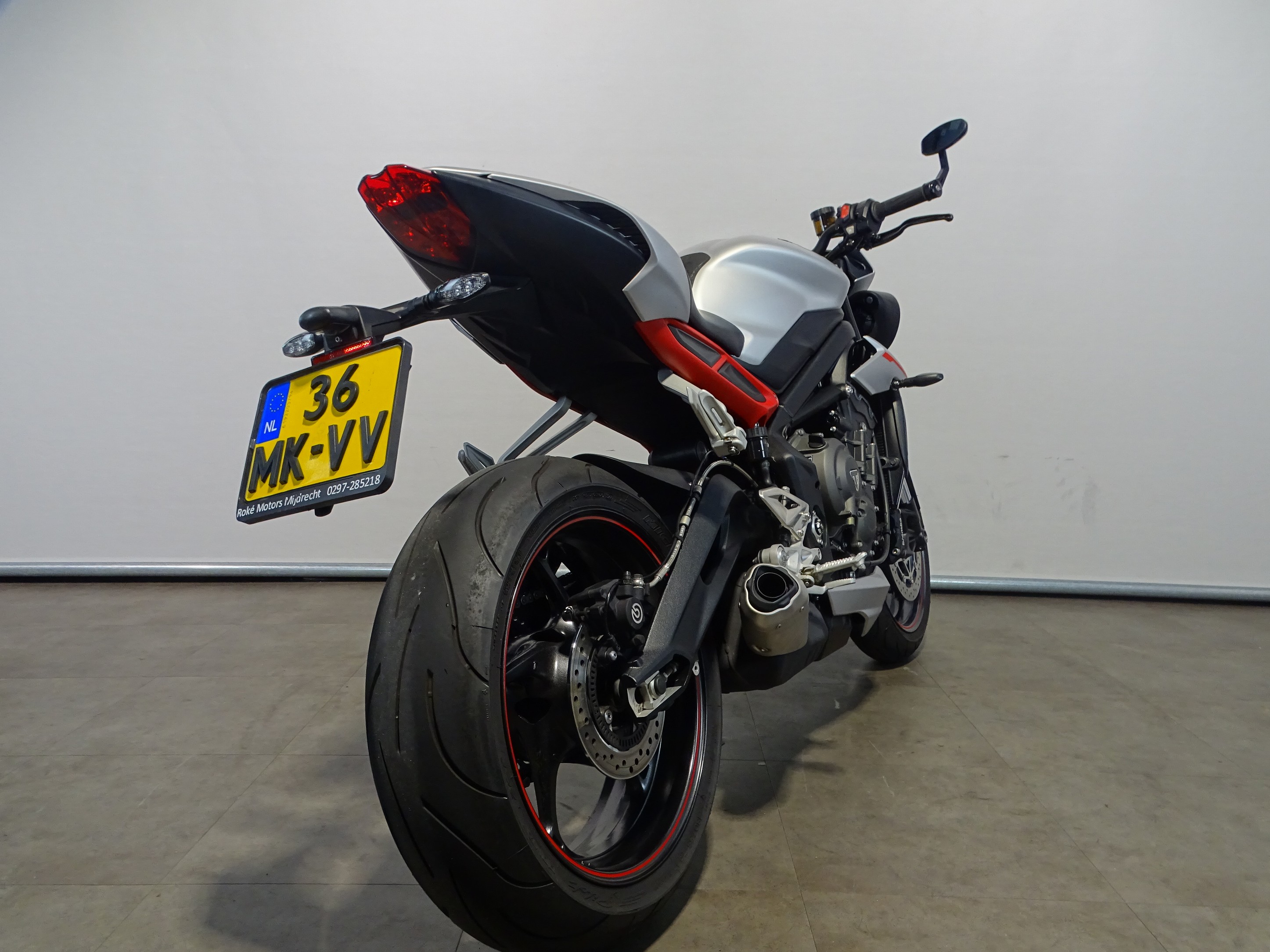 TRIUMPH STREET TRIPLE R