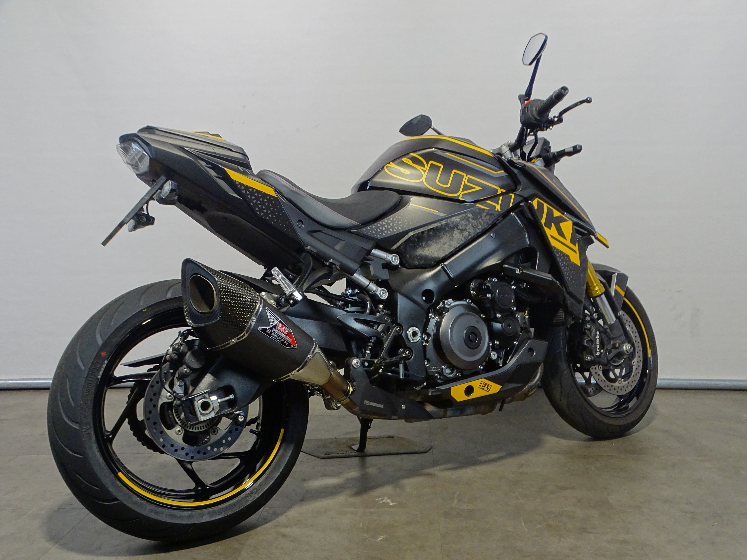SUZUKI GSX-S 1000 A