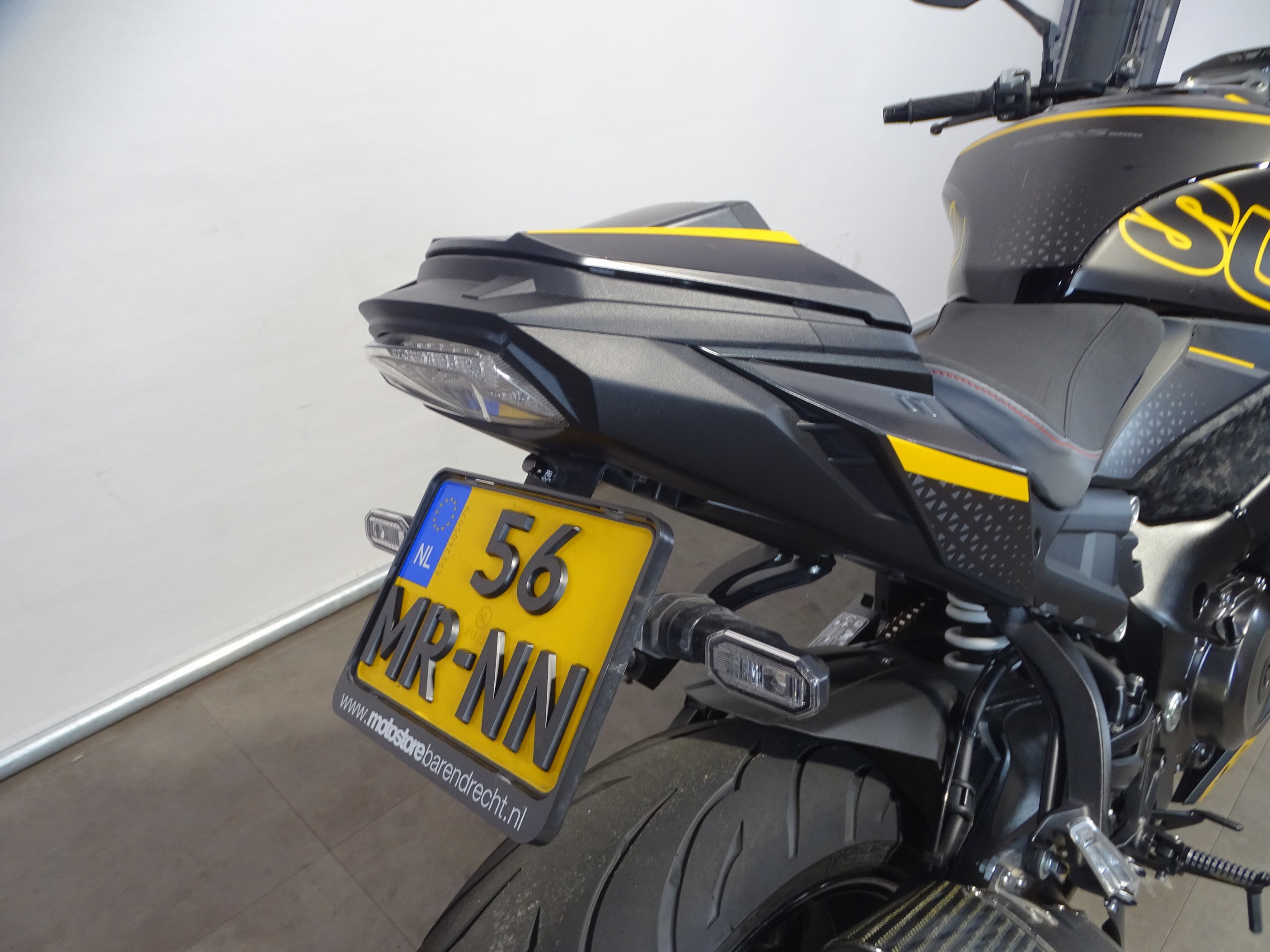 SUZUKI GSX-S 1000 A