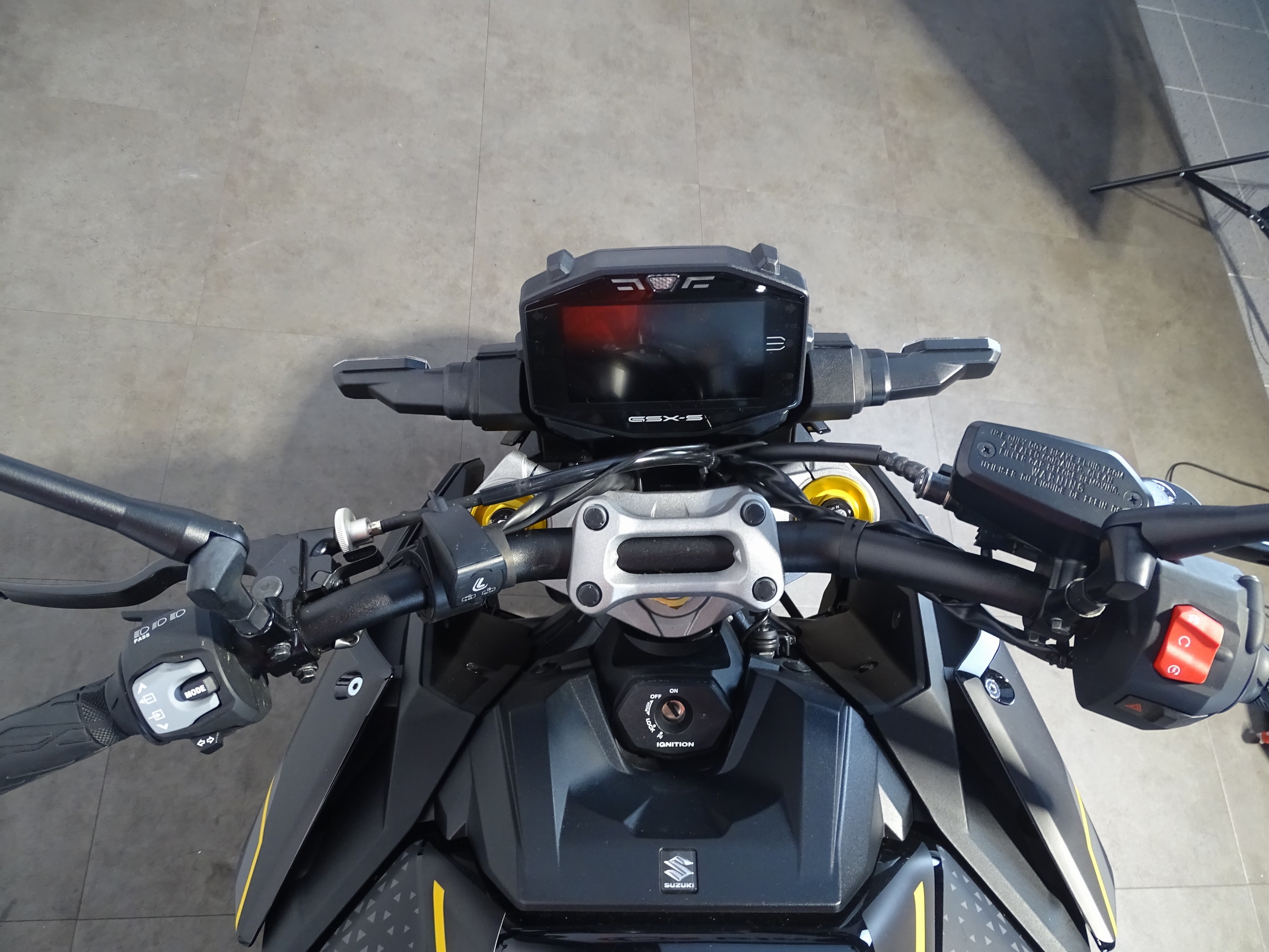 SUZUKI GSX-S 1000 A