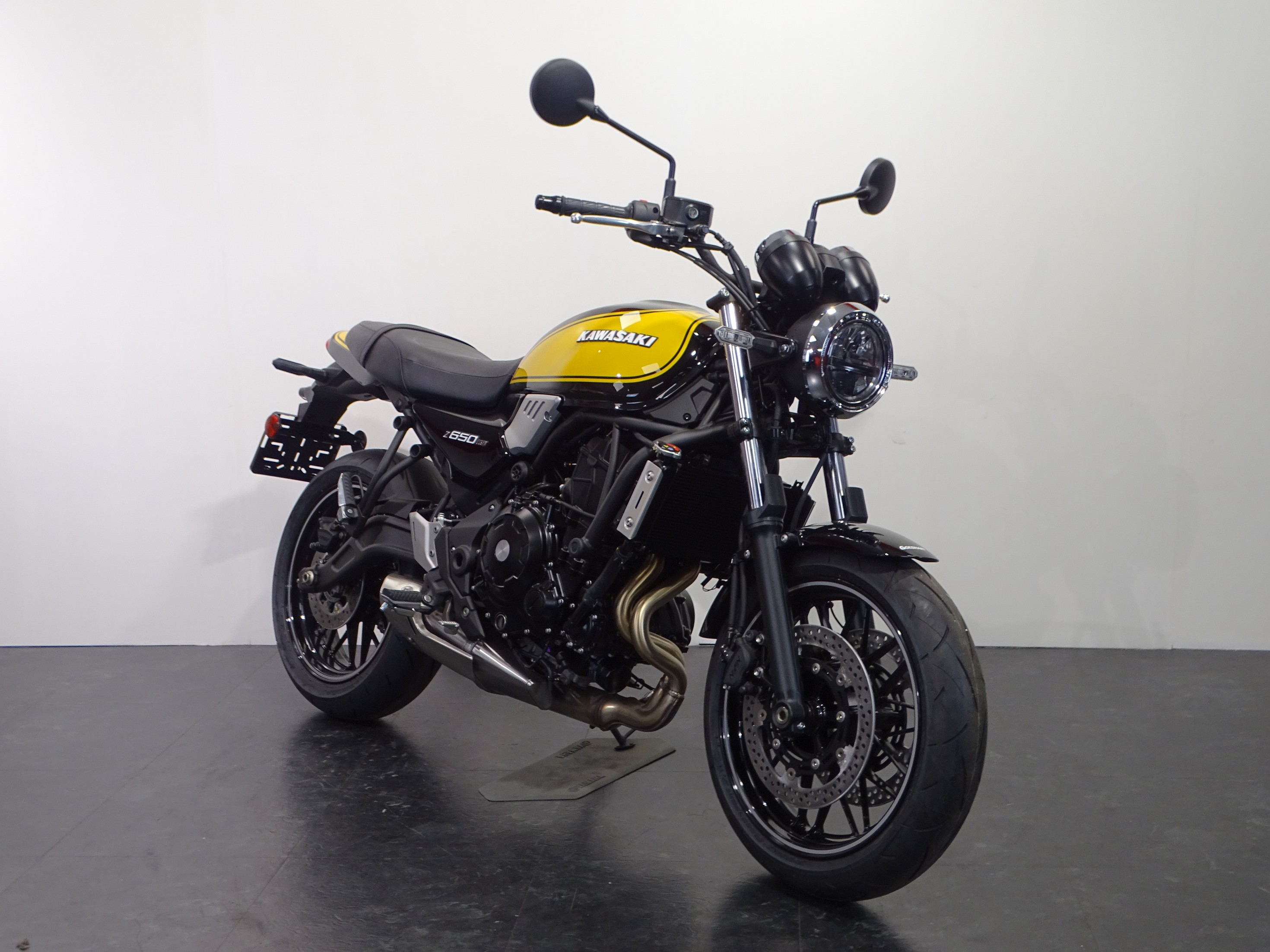 KAWASAKI Z 650 RS