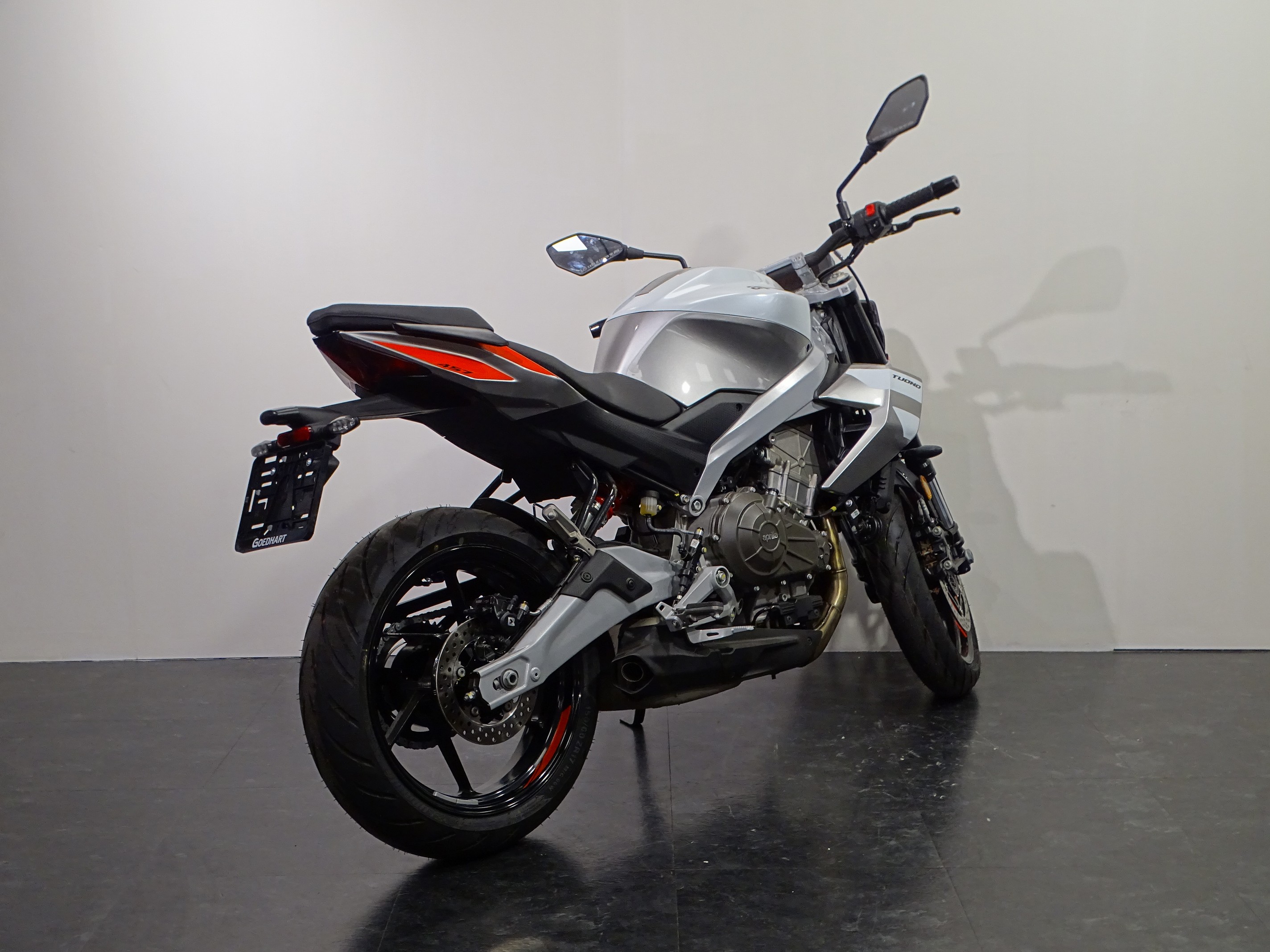 APRILIA TUONO 457